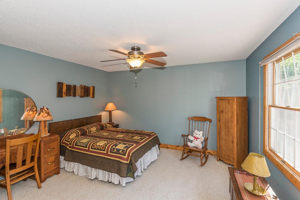 1399 E Pointe Drive Property Photo 24