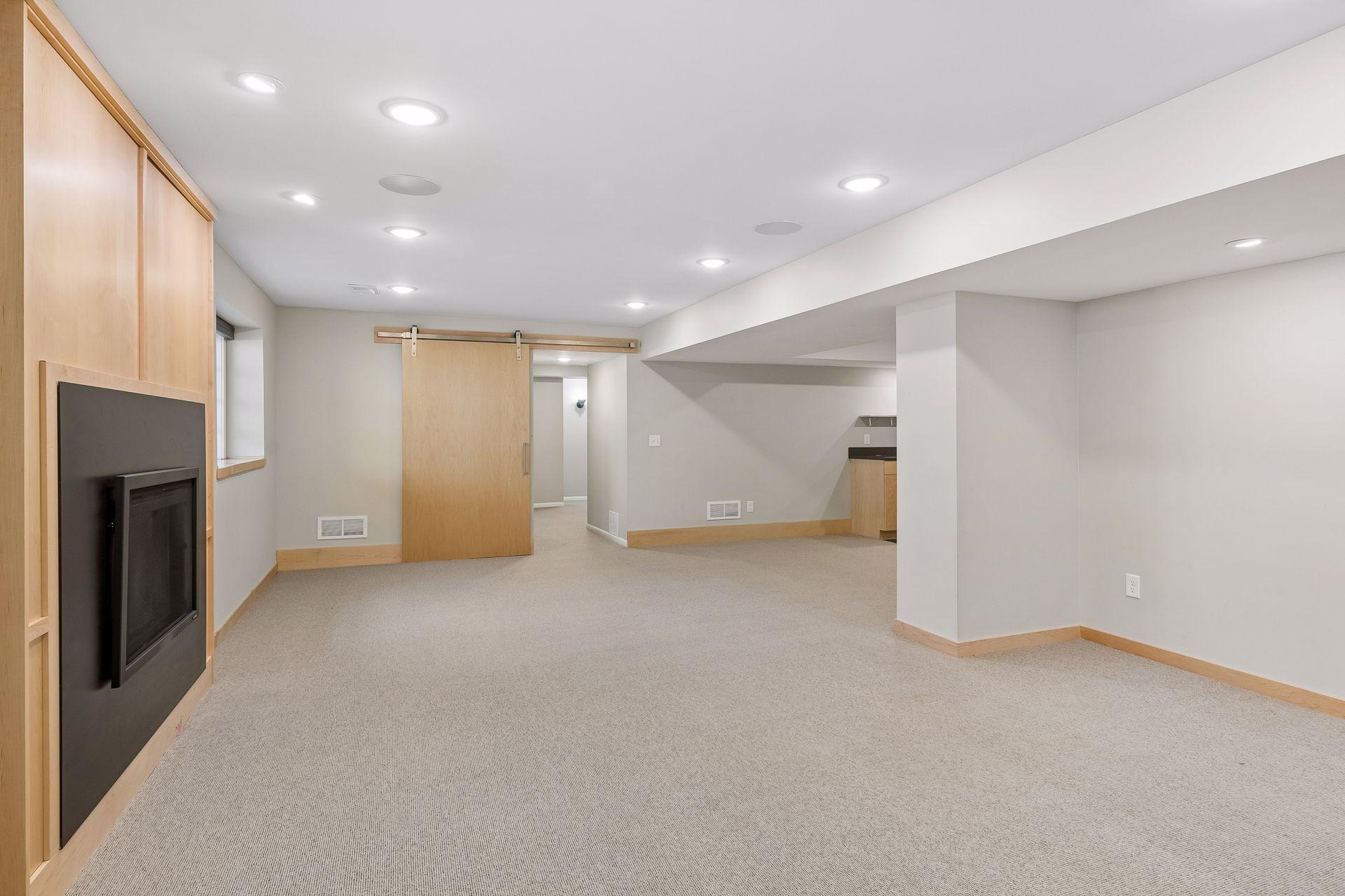 6216 Maloney Avenue Property Photo 25