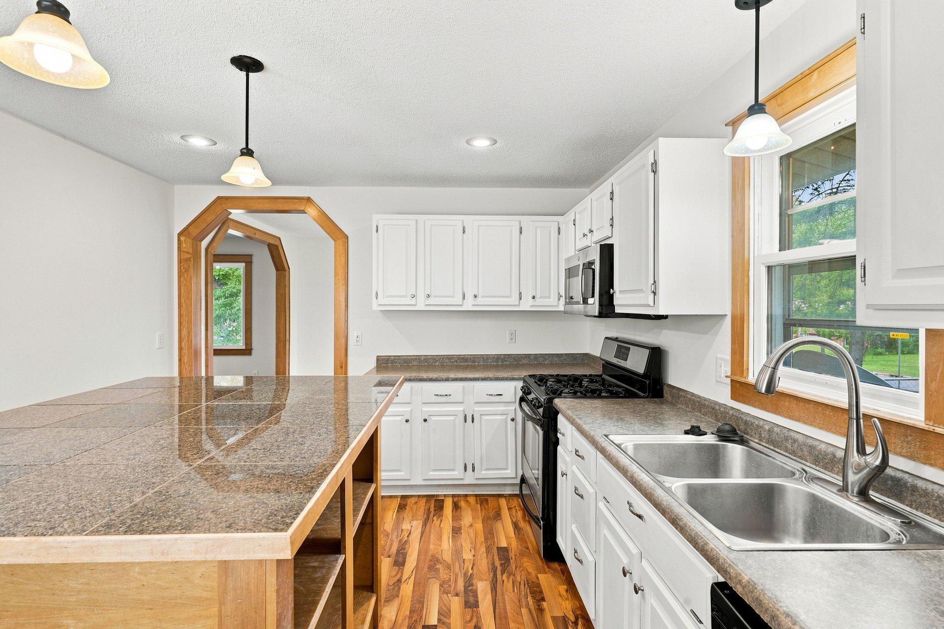 13412 Arden Circle Property Photo 5