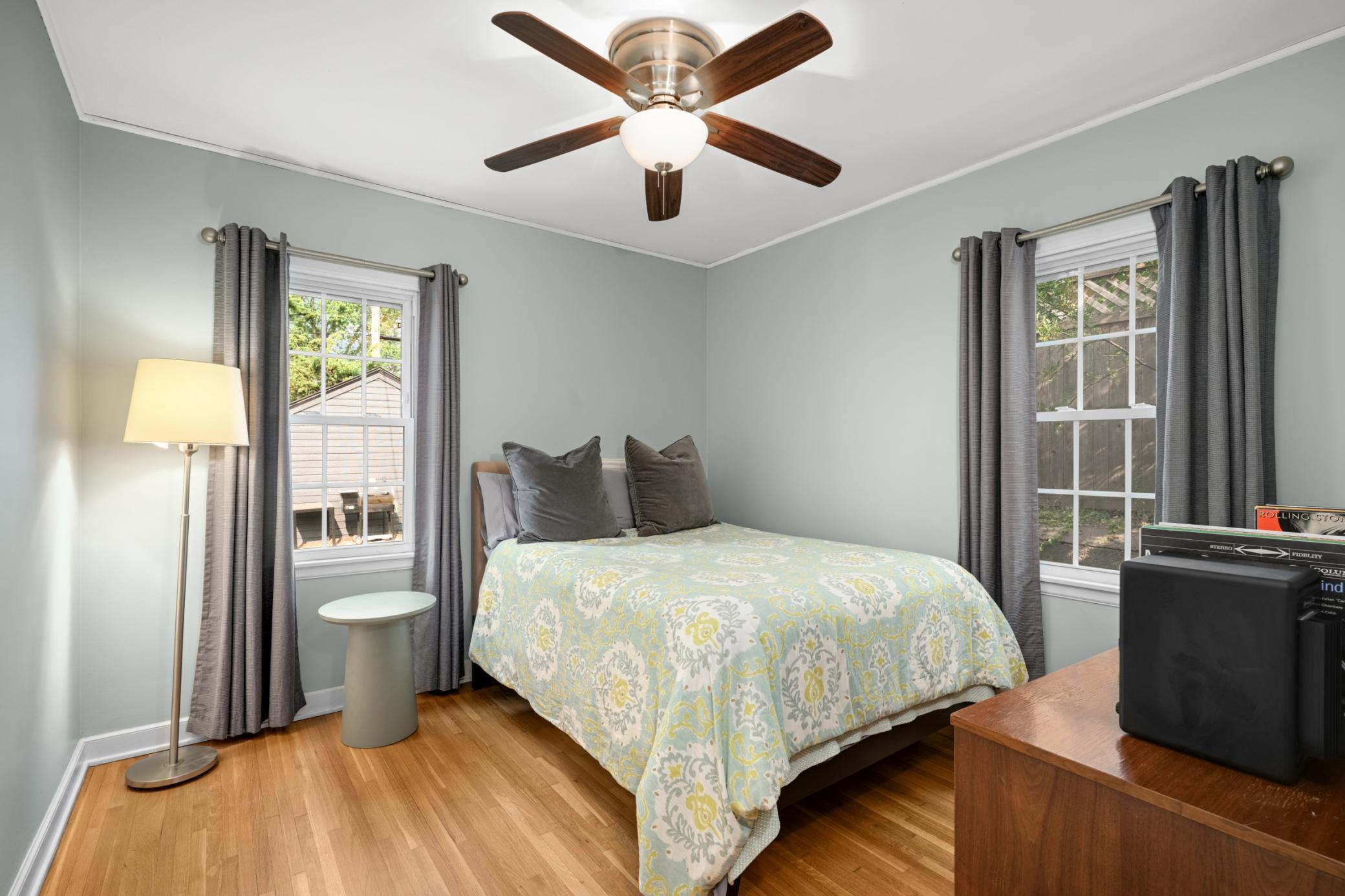 4326 Longfellow Avenue Property Photo 12