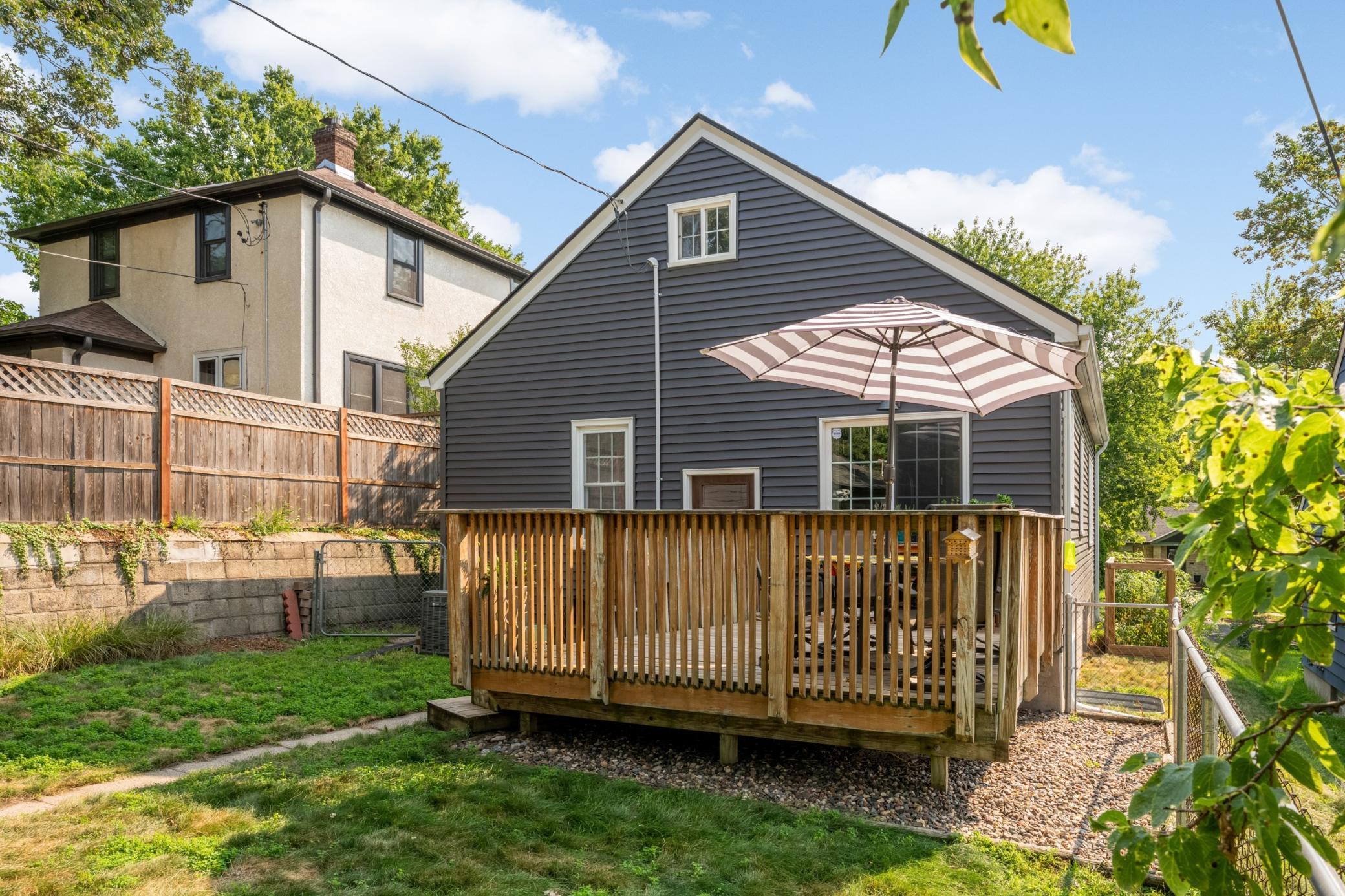 4326 Longfellow Avenue Property Photo 19