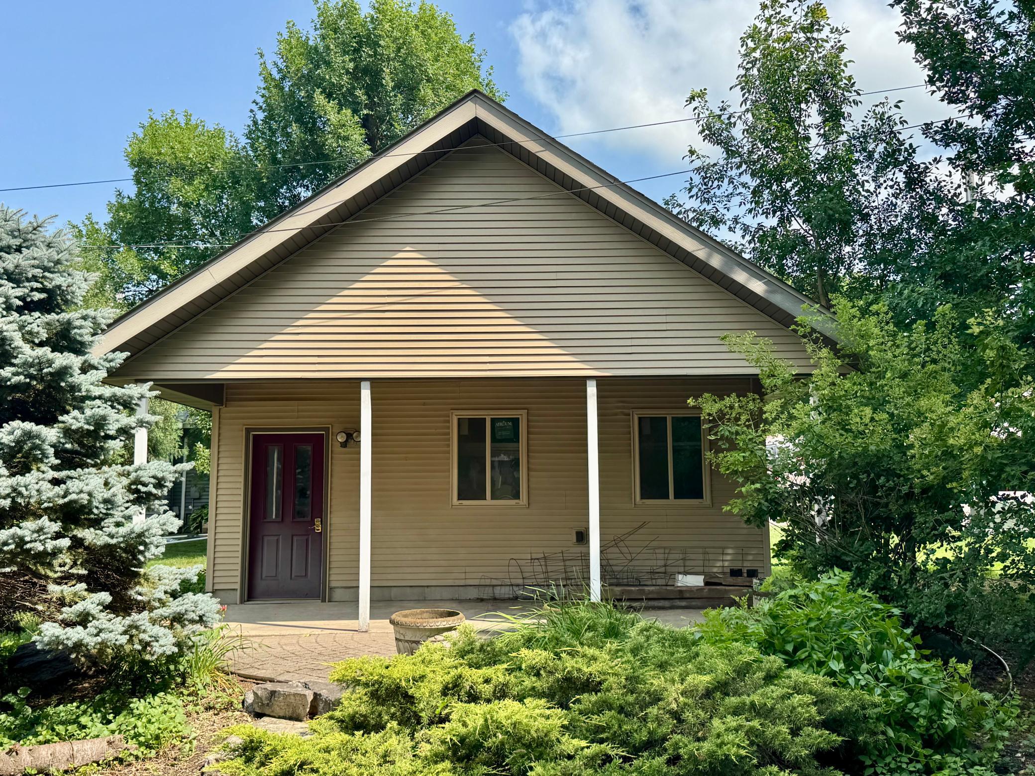 1008 W Ash Avenue Property Photo 6