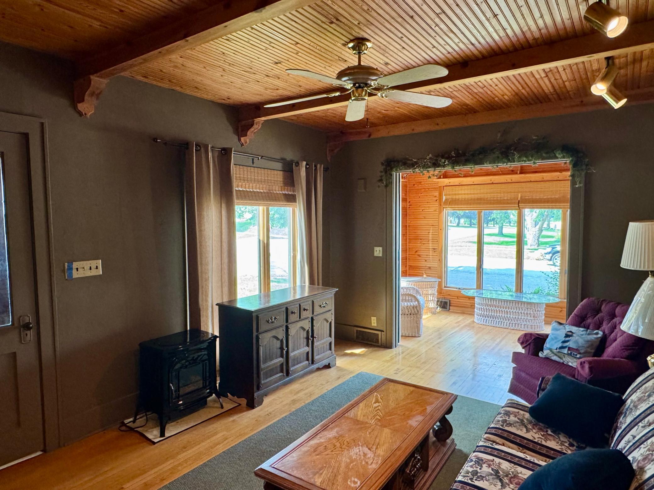 1008 W Ash Avenue Property Photo 16