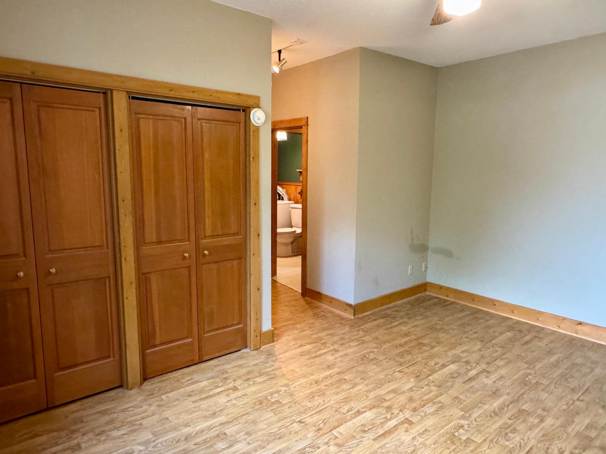 1008 W Ash Avenue Property Photo 28