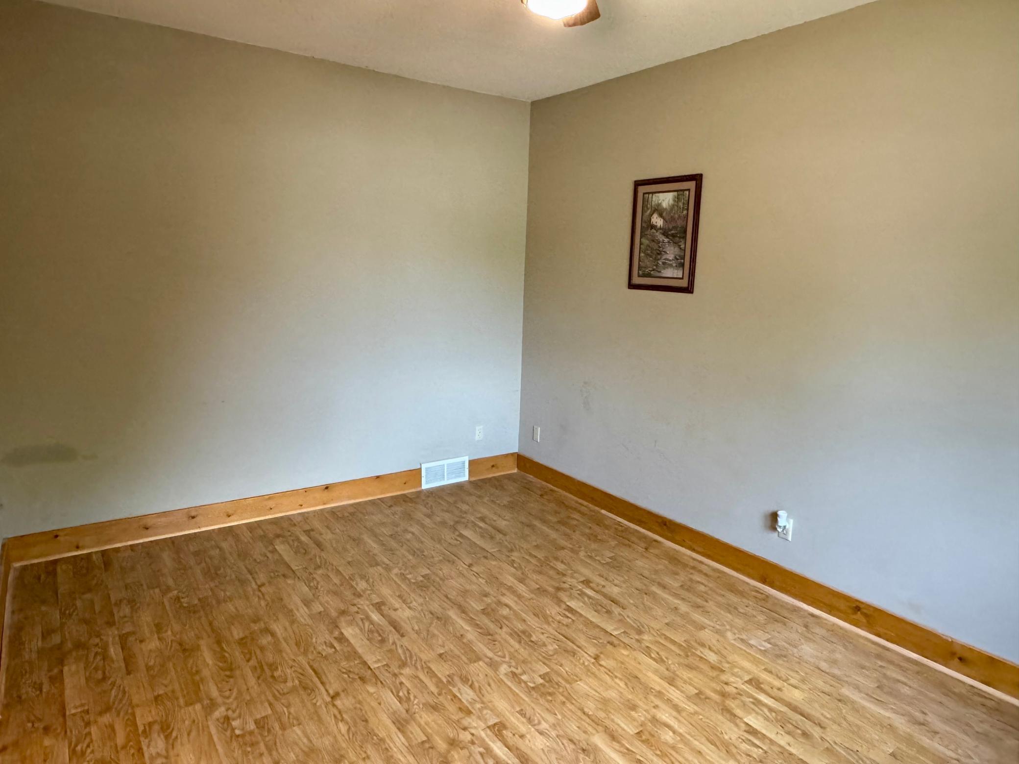 1008 W Ash Avenue Property Photo 29