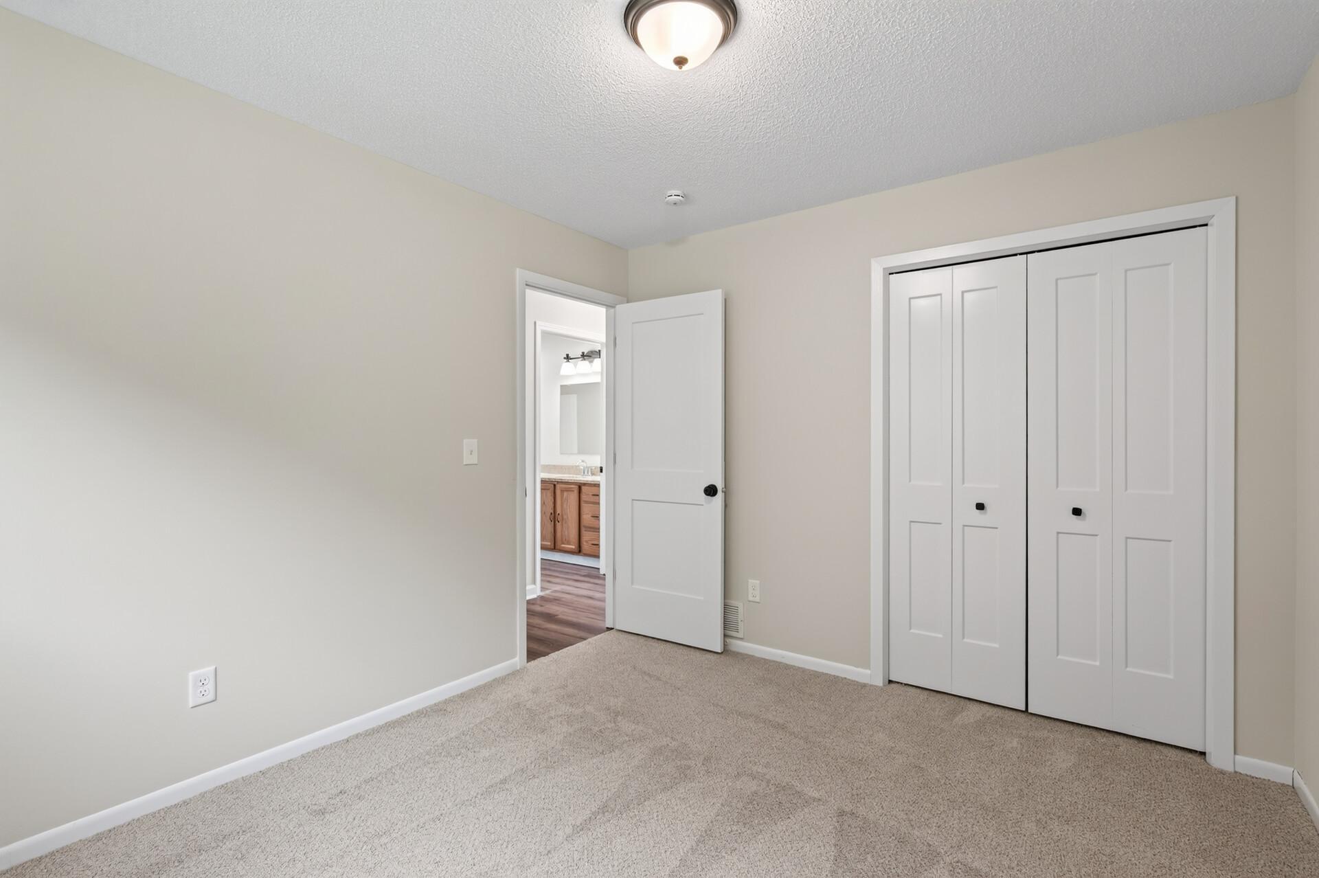 42275 Harder Avenue Property Photo 17