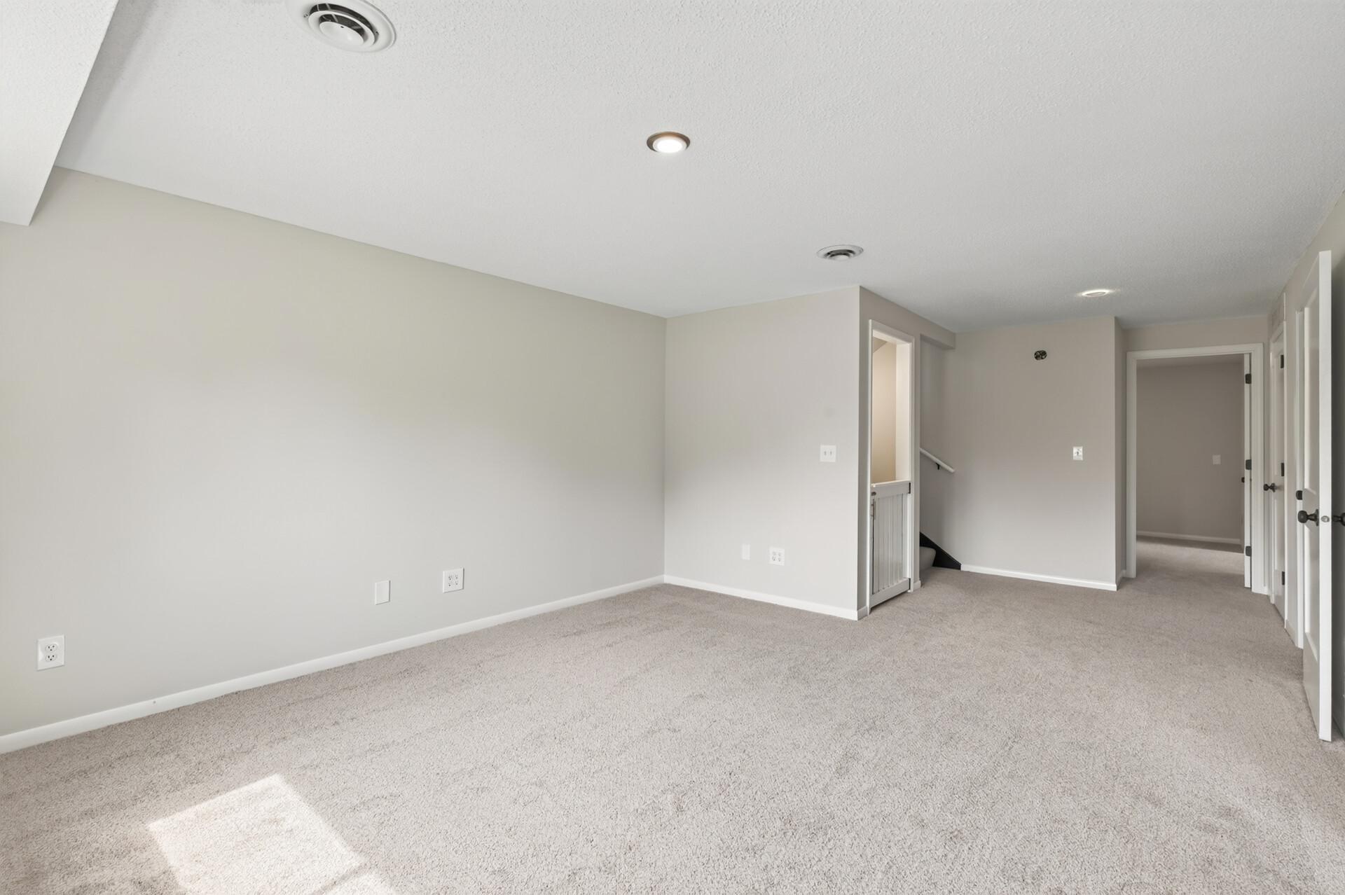 42275 Harder Avenue Property Photo 25