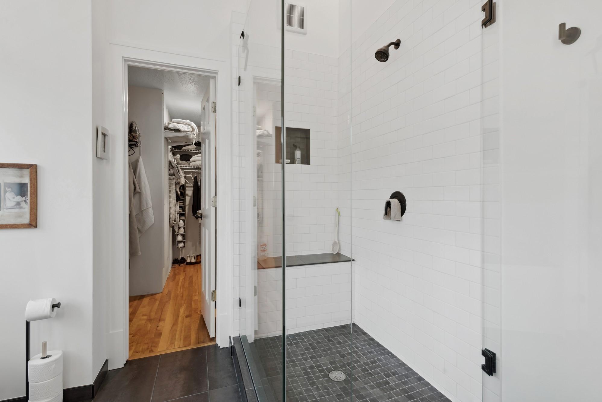721 W 40th Street Property Photo 19