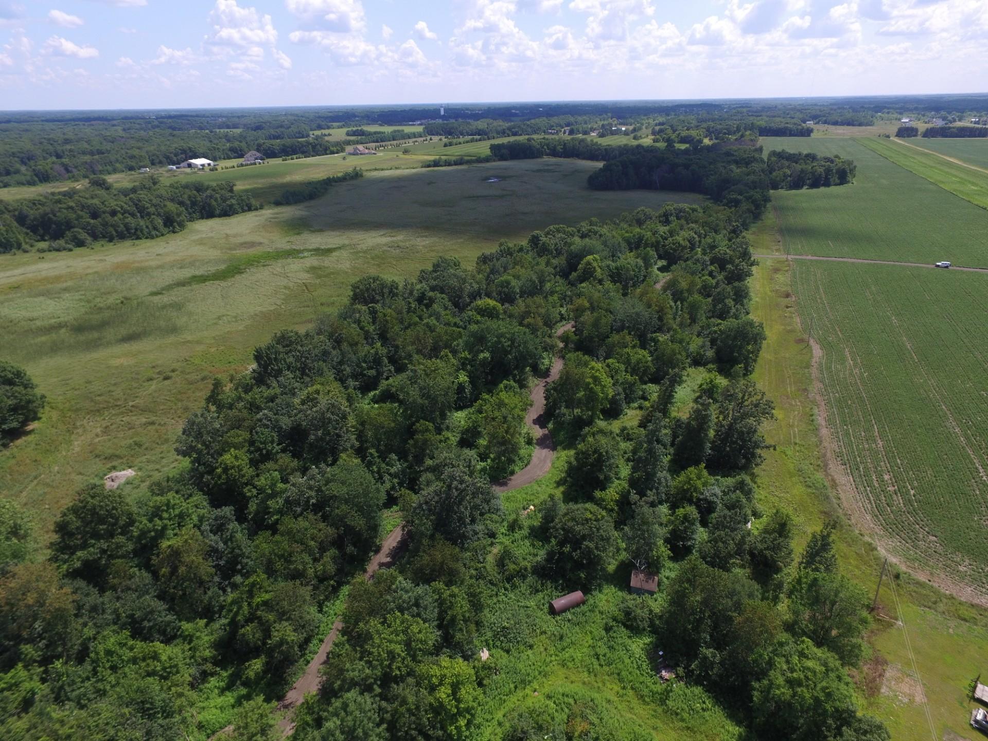 7113903 Property Photo 2