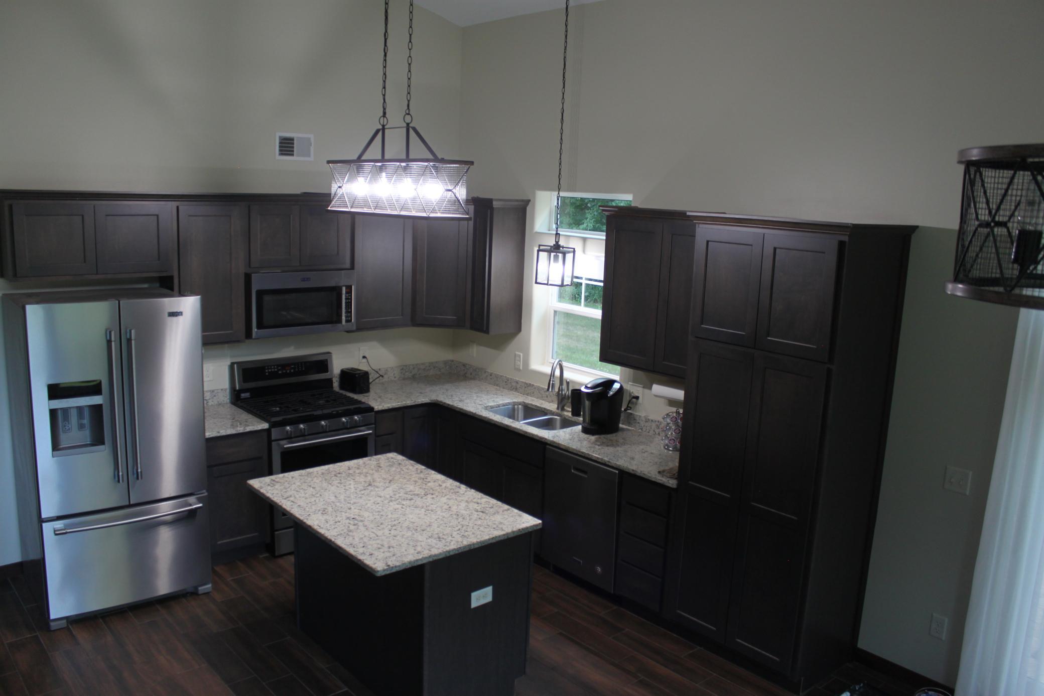 7113903 Property Photo 14