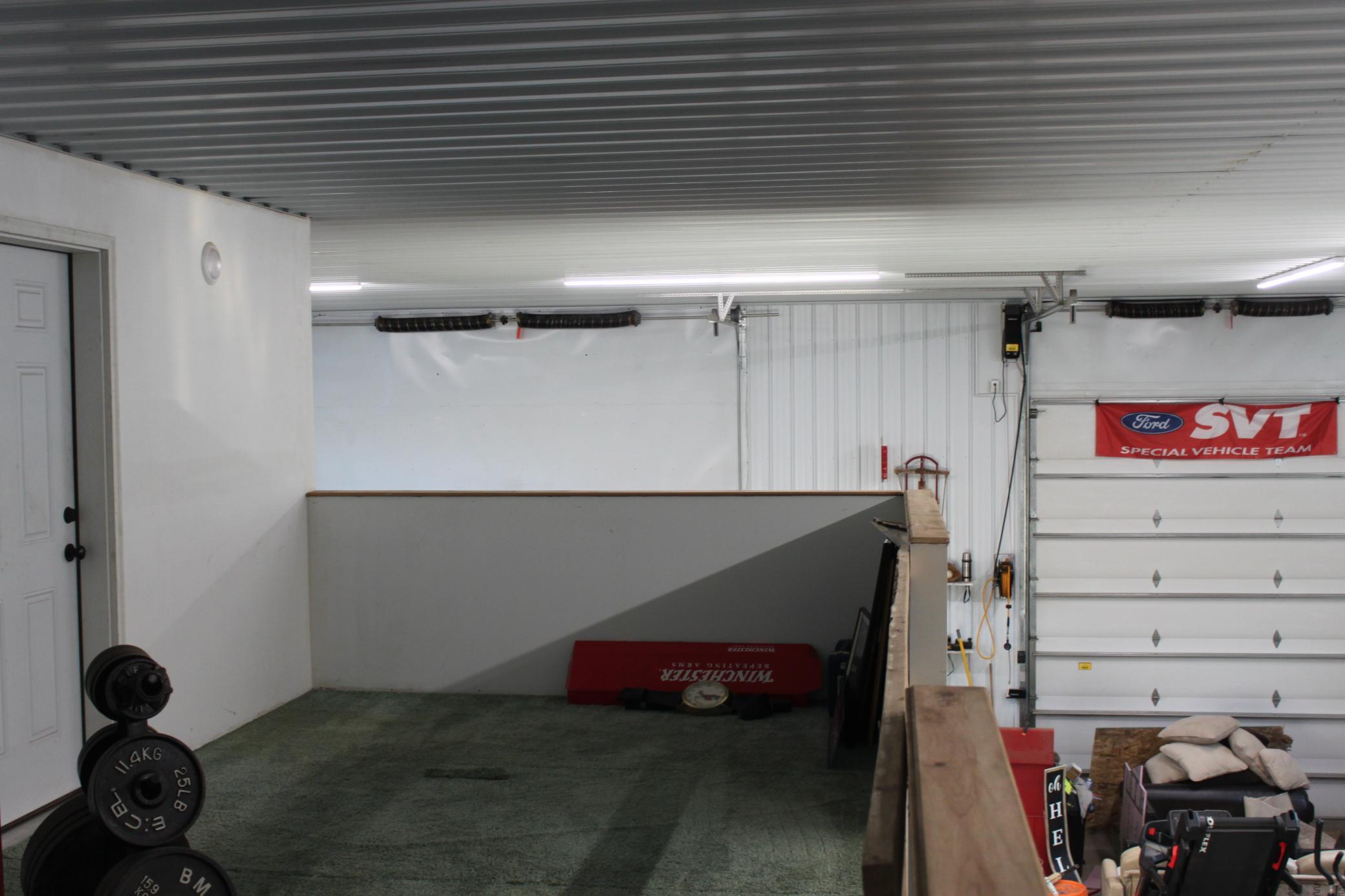 7113903 Property Photo 34