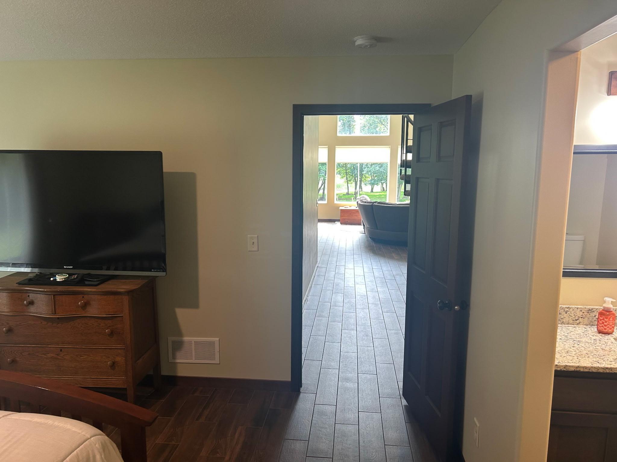 7113903 Property Photo 41