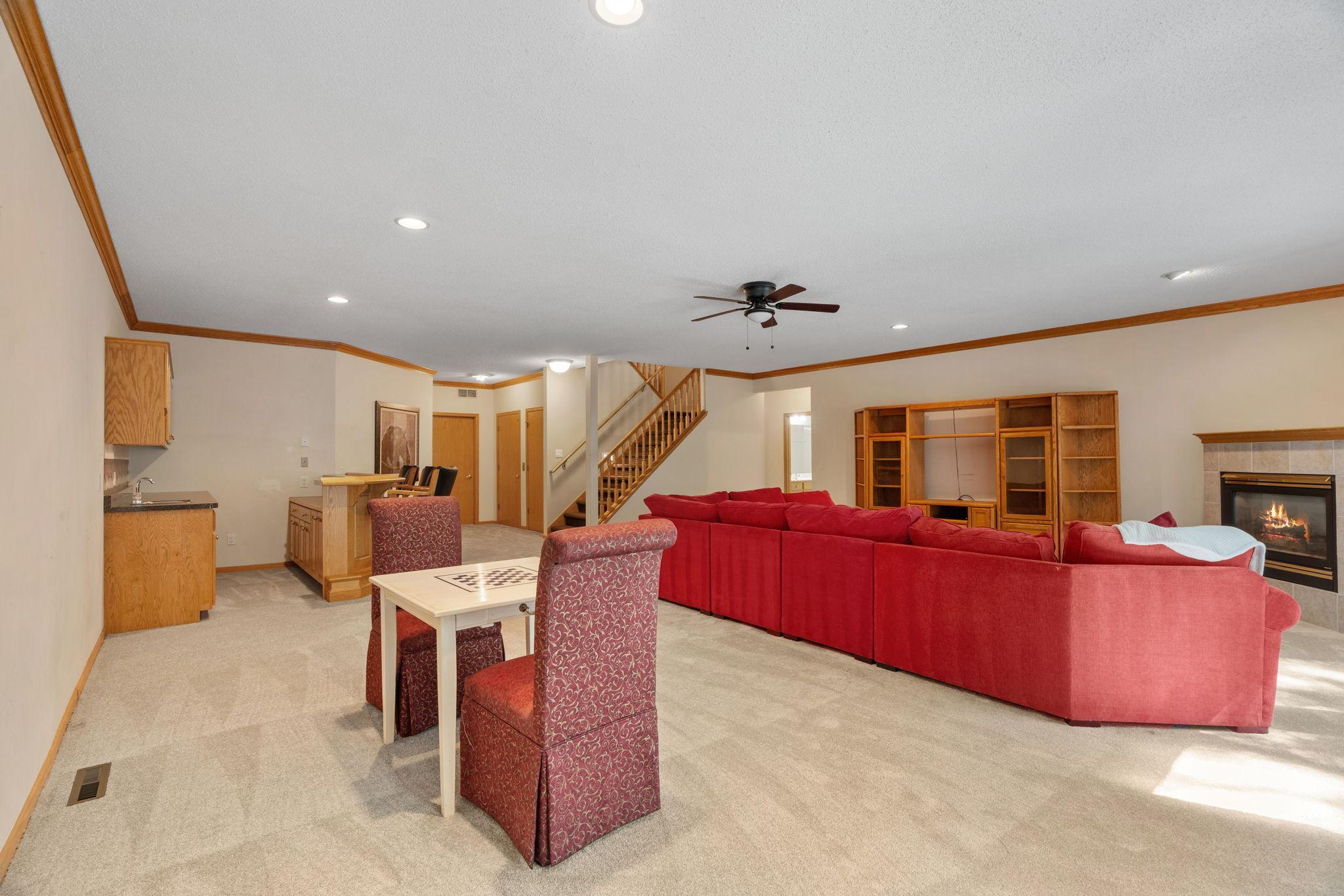 8975 Hunters Way Property Photo 20