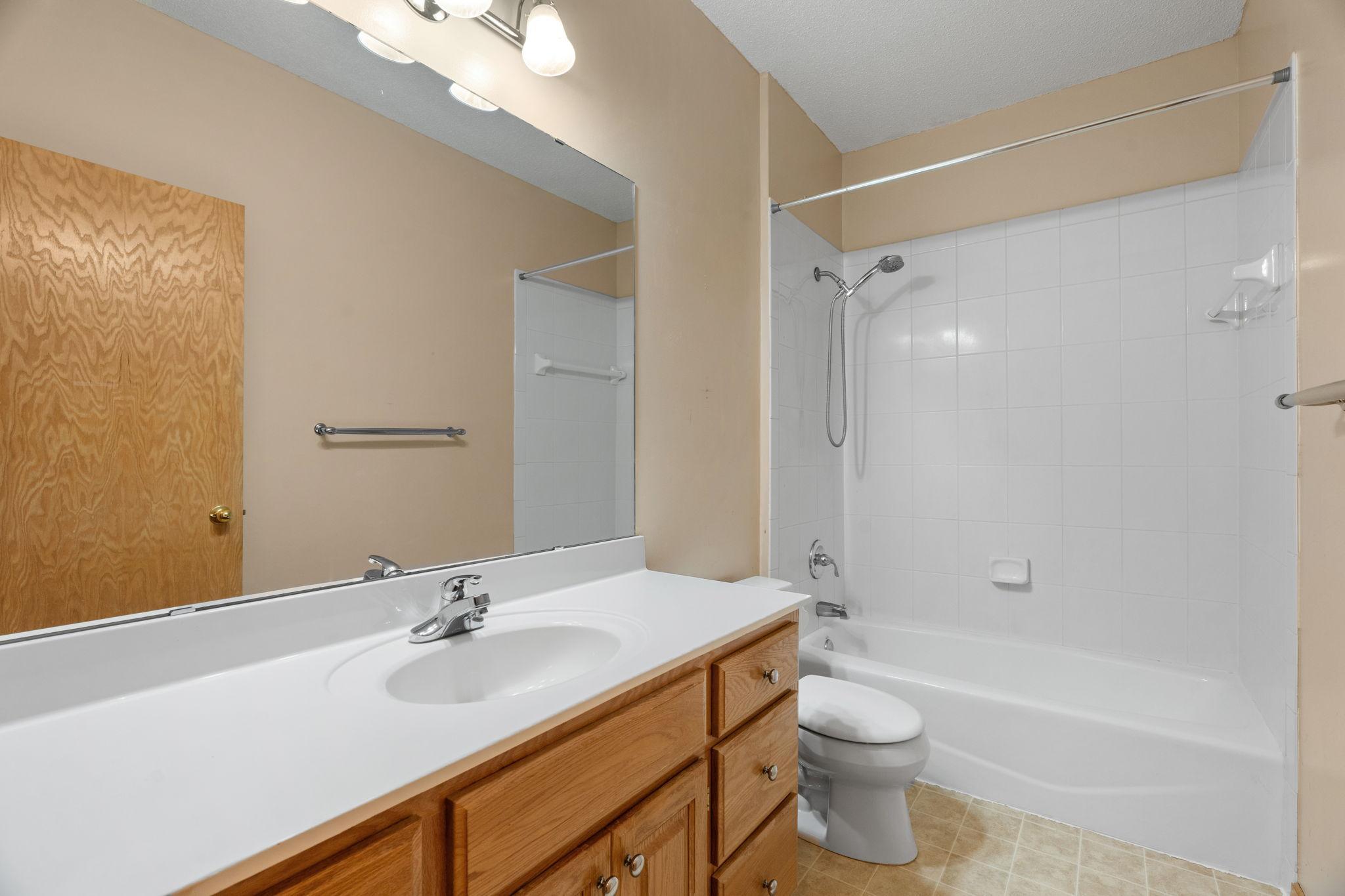 8975 Hunters Way Property Photo 23