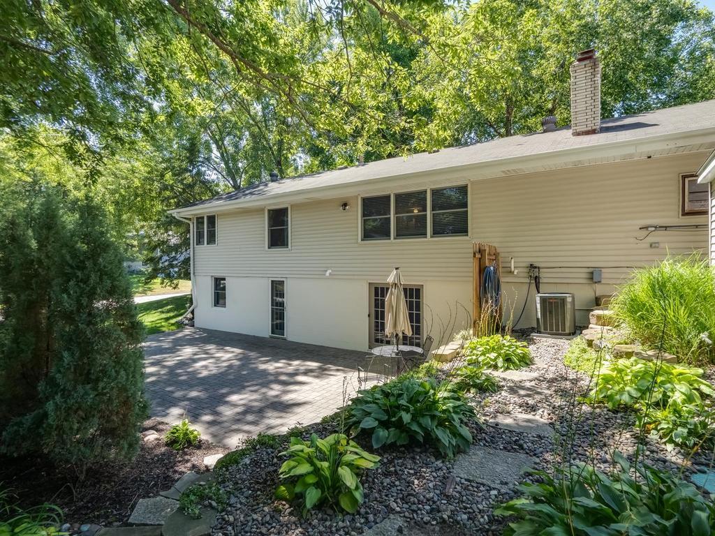 5137 Forest Road Property Photo 9