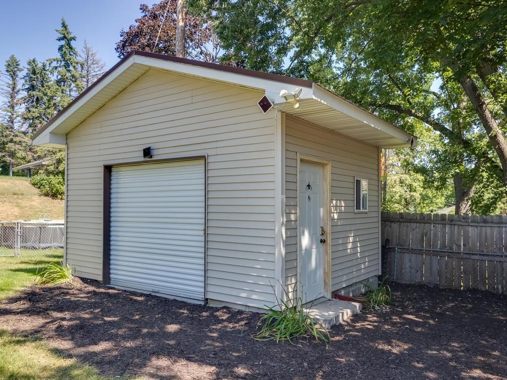 5137 Forest Road Property Photo 11