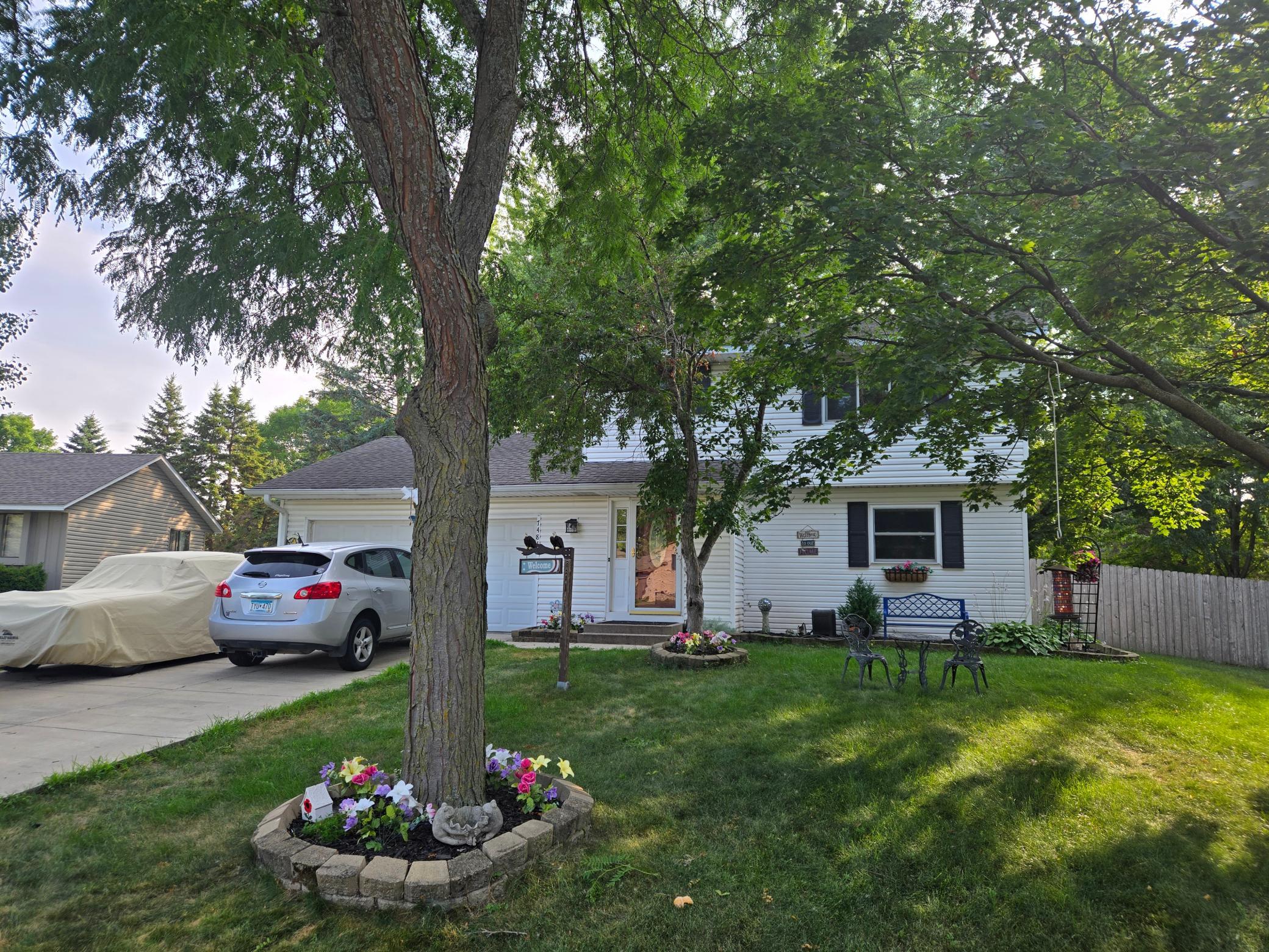 7484 Jeffery Lane S Property Photo 1