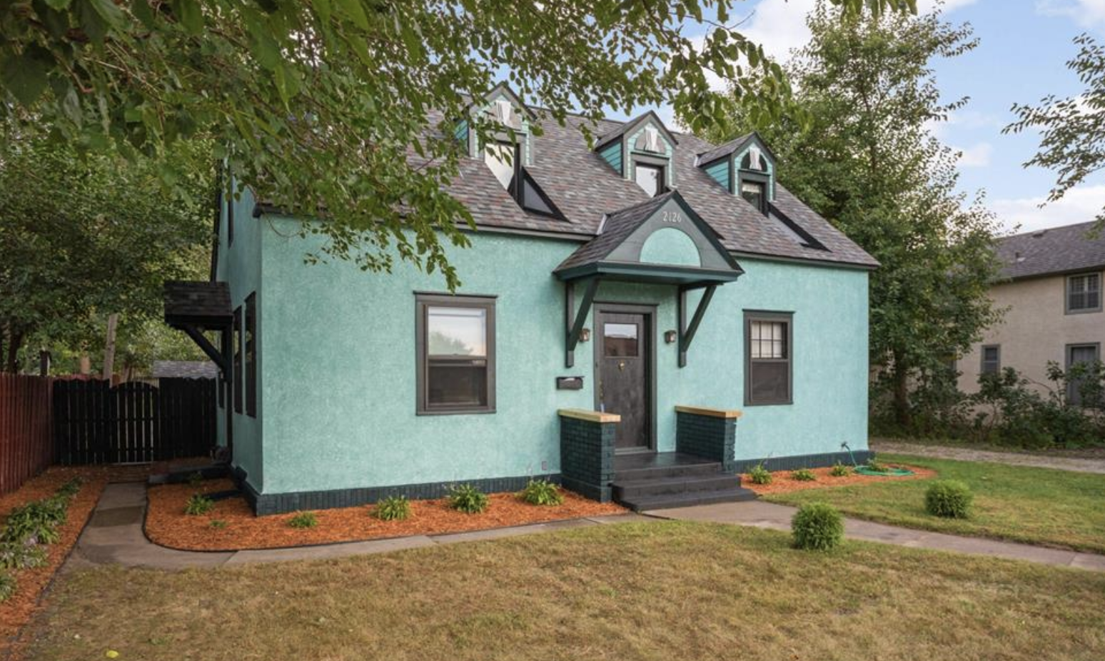 2126 Branch Avenue Property Photo 1