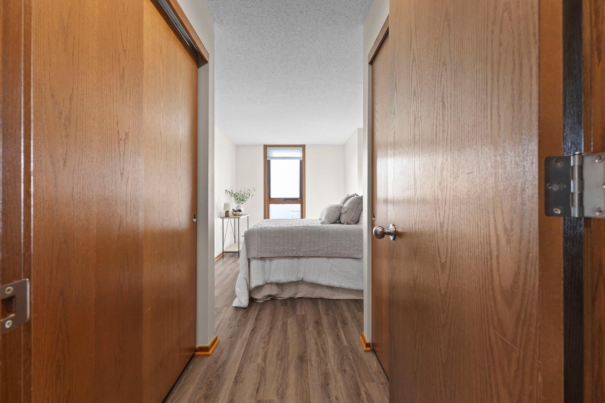 433 S 7th Street 2126 Property Photo 15