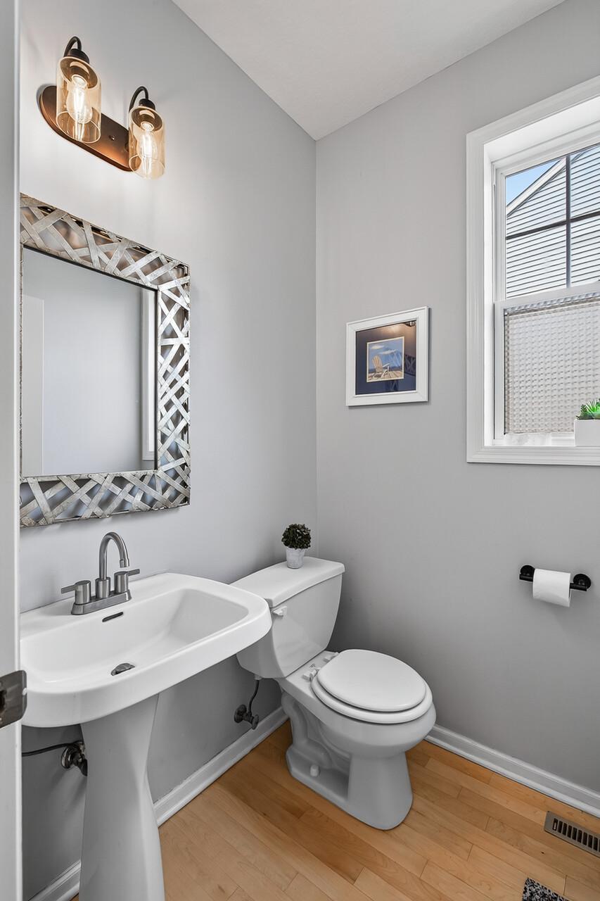 5345 Empire Lane N Property Photo 11