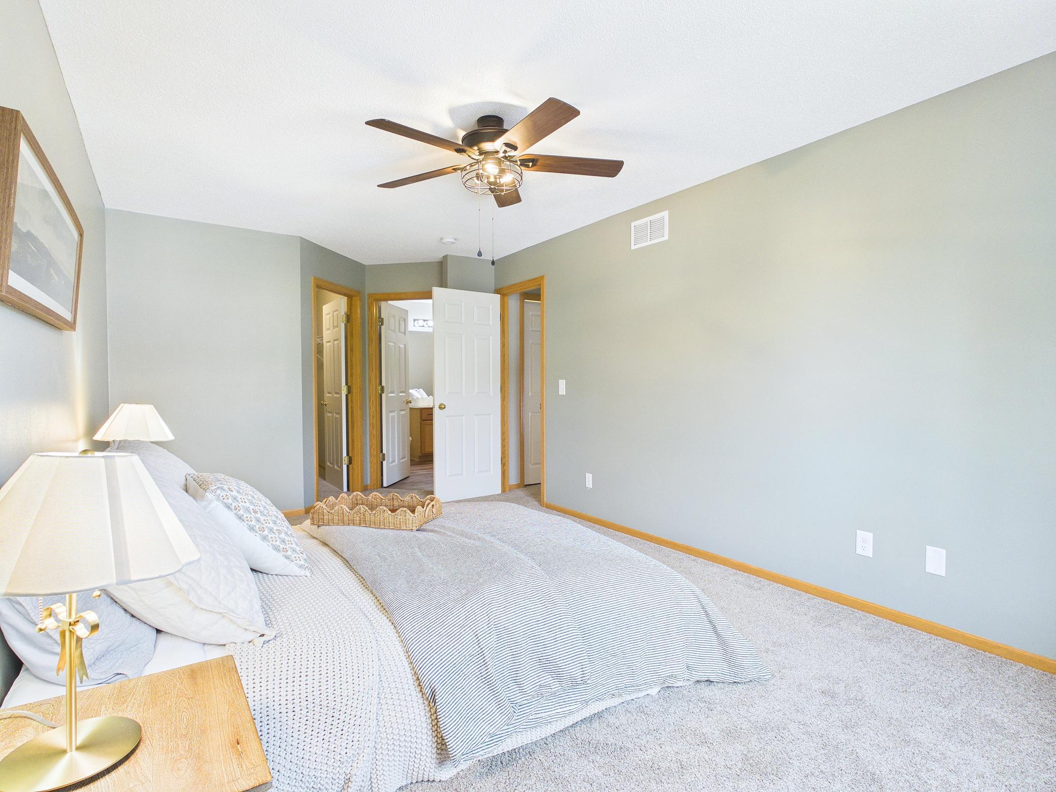 2048 Willow Circle Property Photo 22