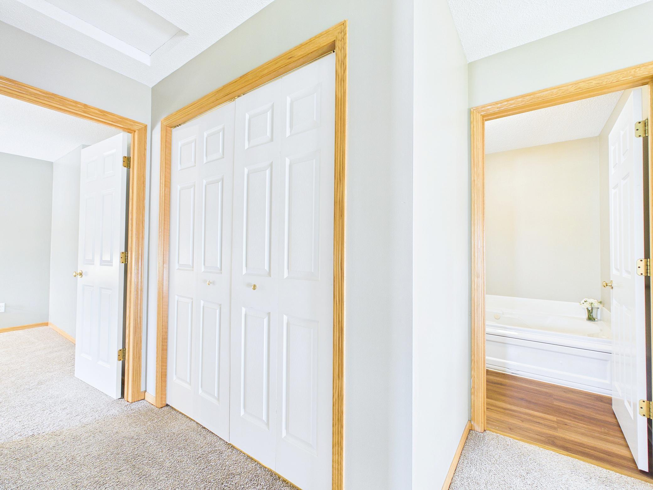 2048 Willow Circle Property Photo 26