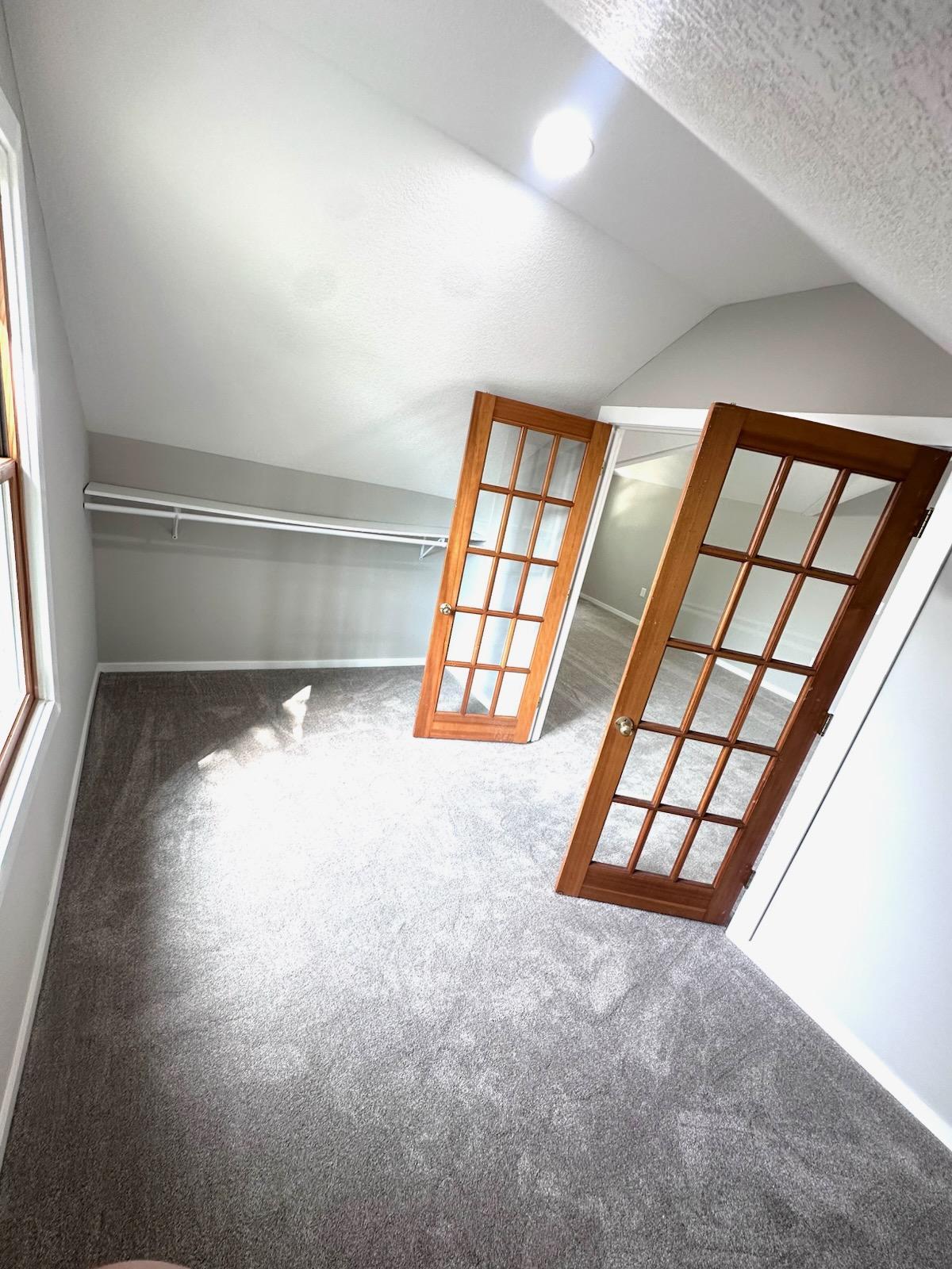 318 2nd Street W Property Photo 14