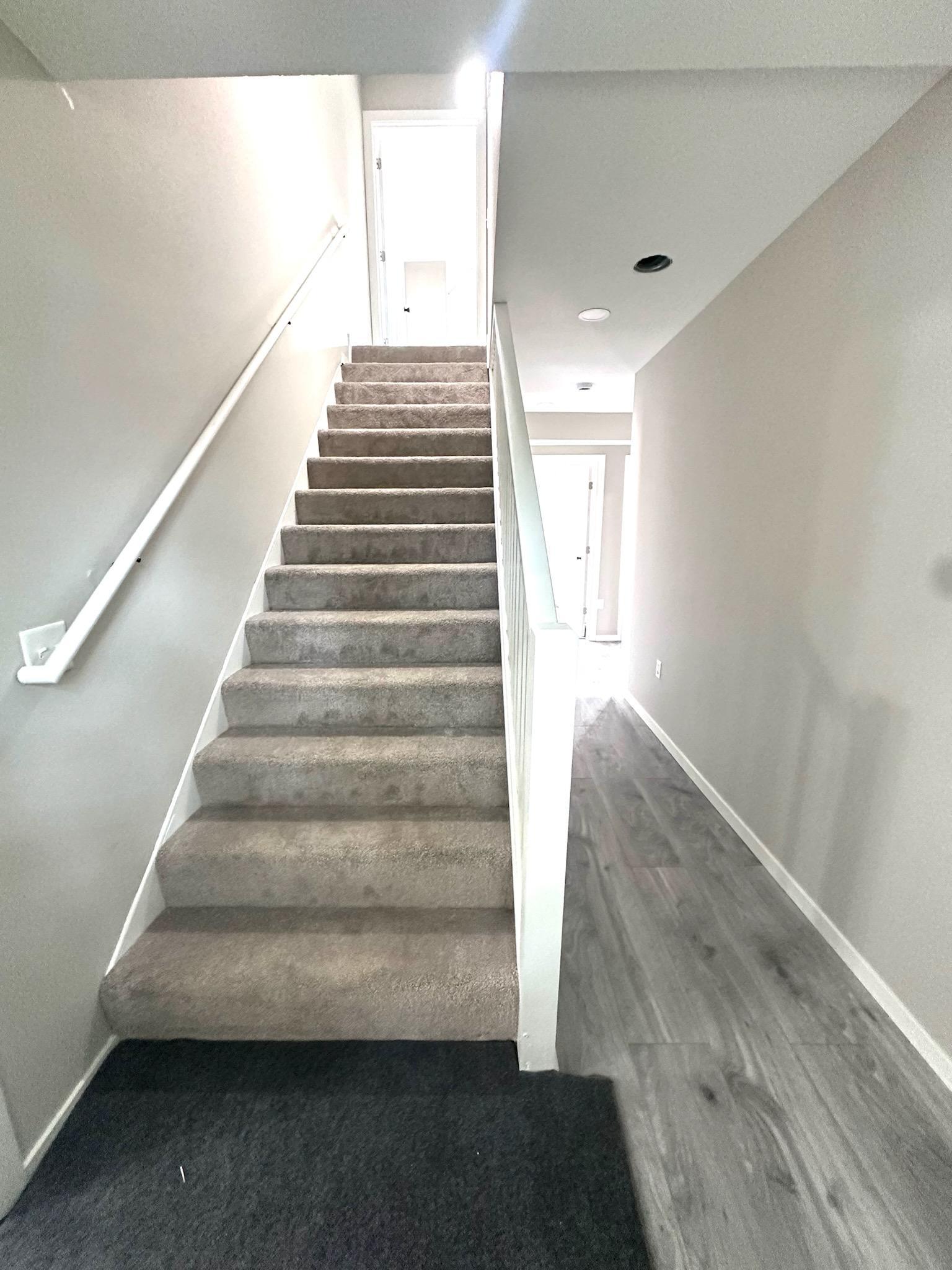 318 2nd Street W Property Photo 18