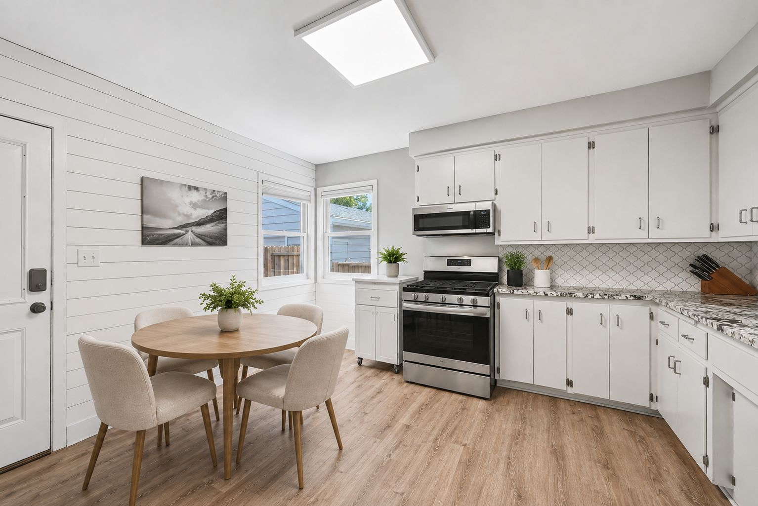 1460 Sherren Avenue E Property Photo 1