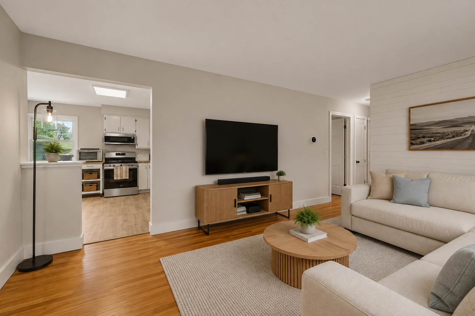 1460 Sherren Avenue E Property Photo 12