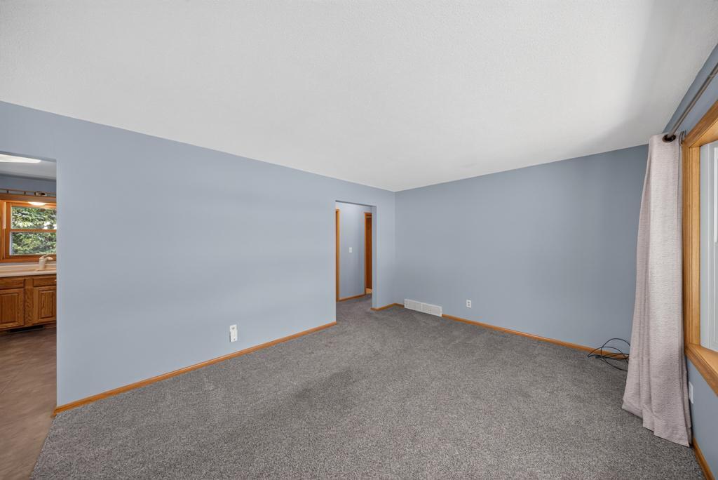 2920 17th Place Se Property Photo 5