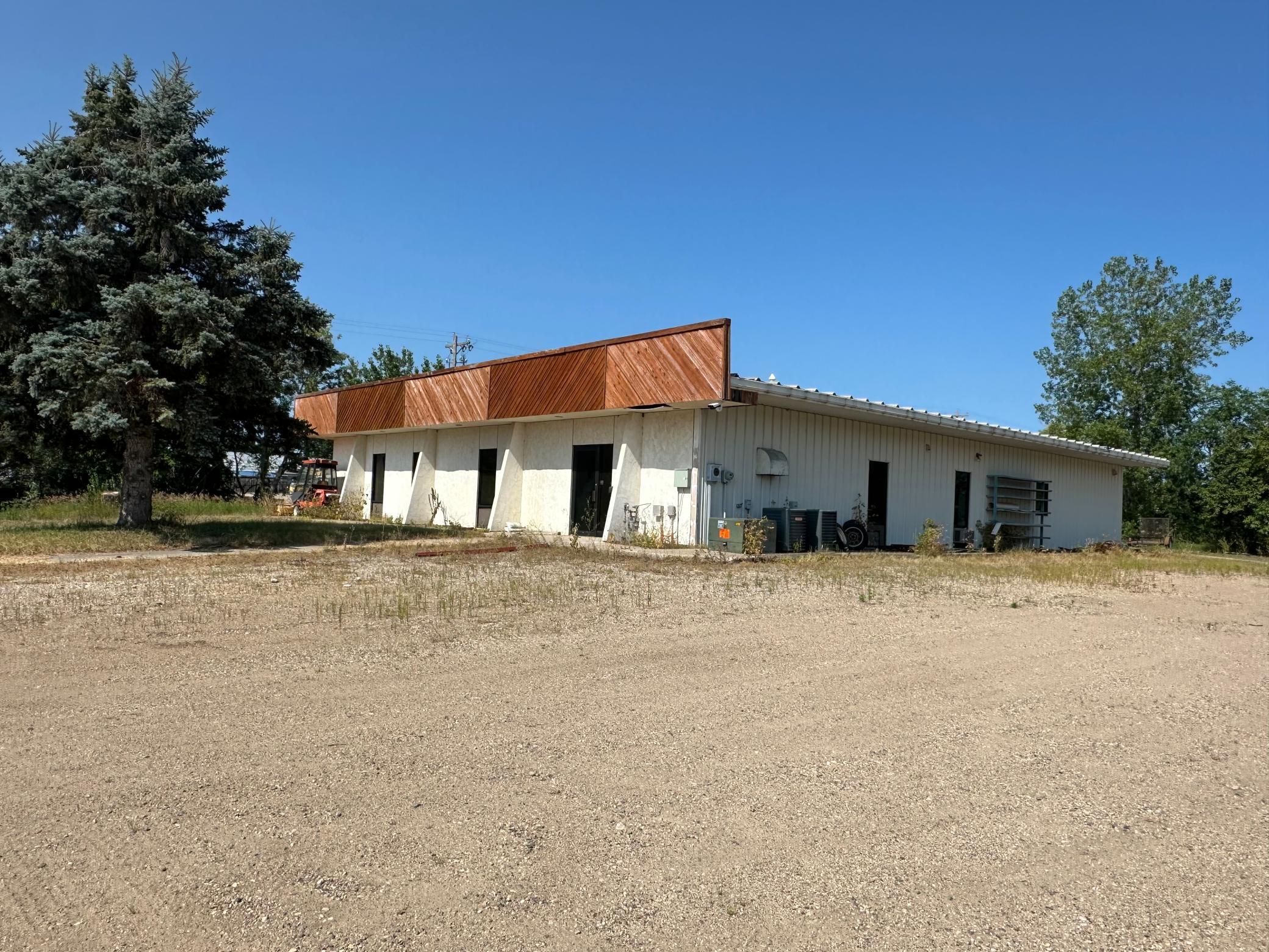 1160 Fortune Avenue Property Photo 1