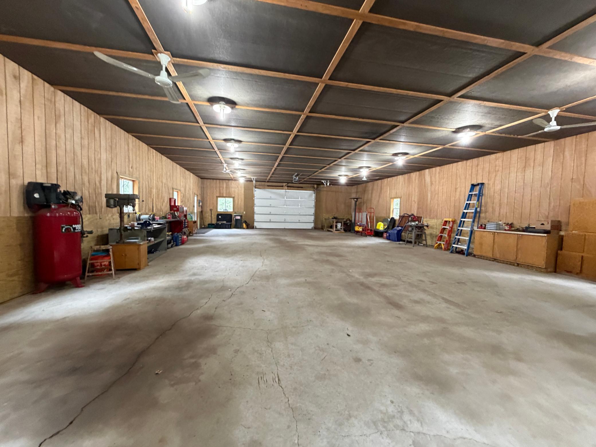 77222 County Highway 61 Property Photo 6