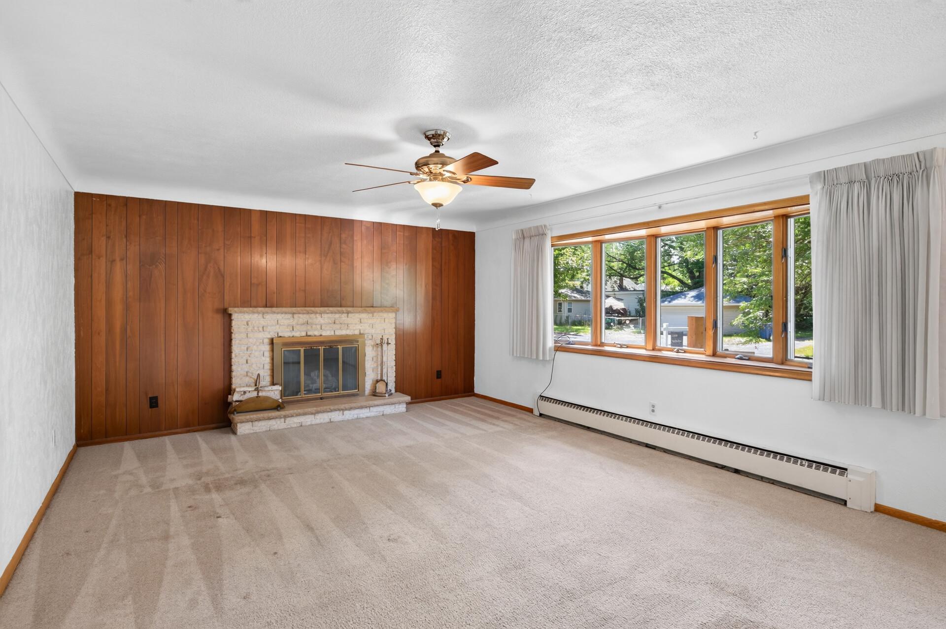 1535 Mclean Avenue Property Photo 6