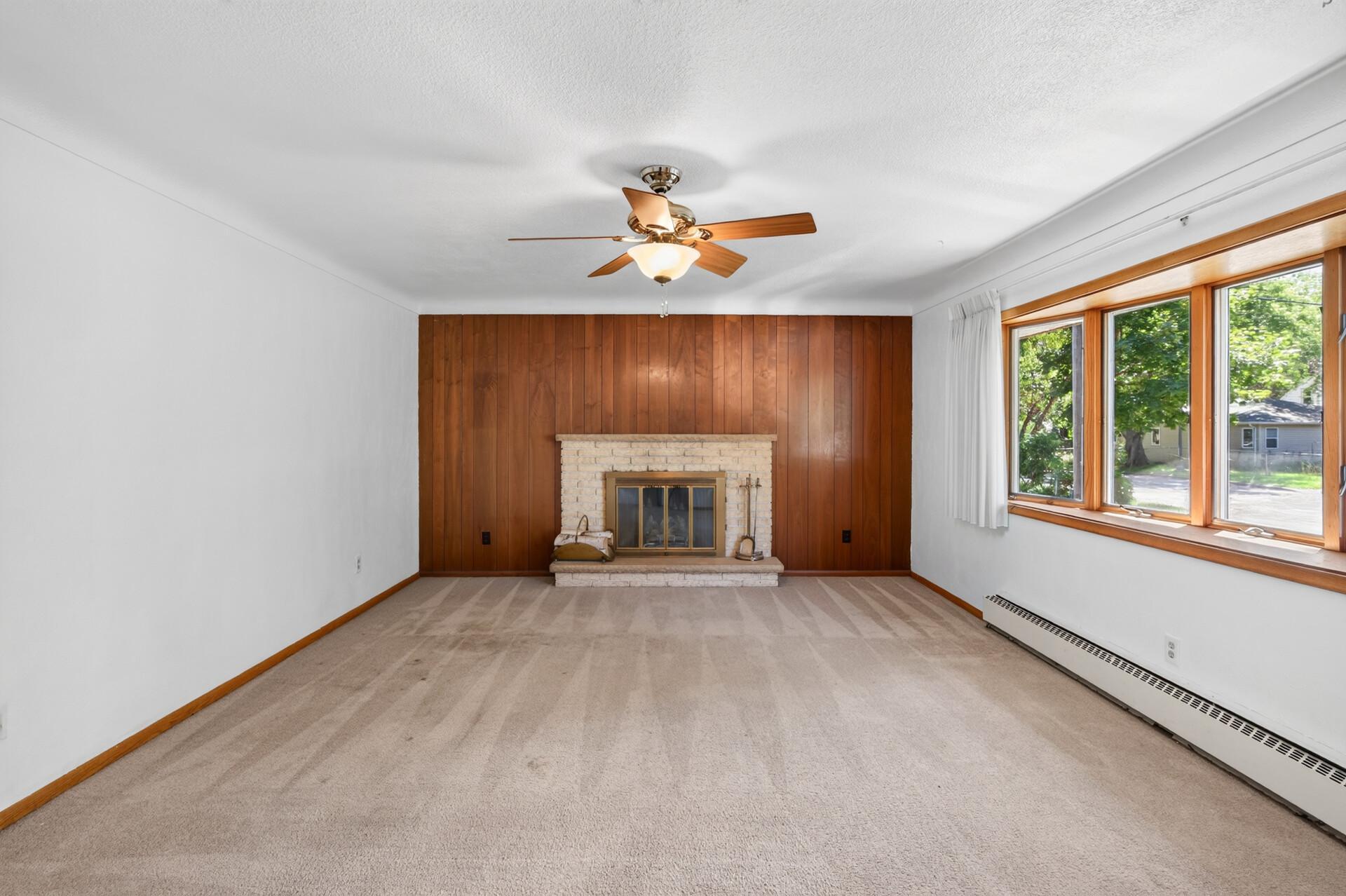 1535 Mclean Avenue Property Photo 7
