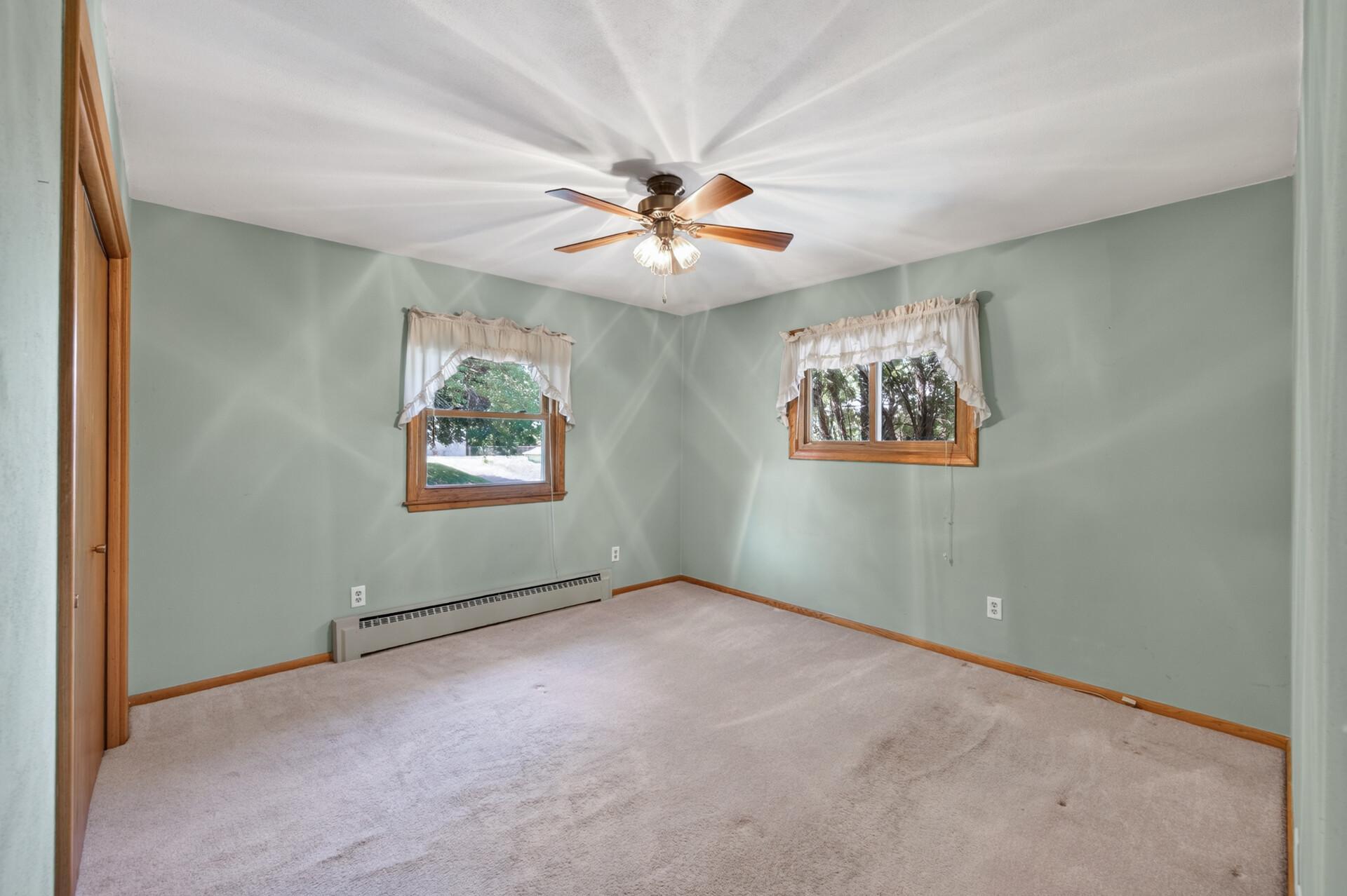 1535 Mclean Avenue Property Photo 15