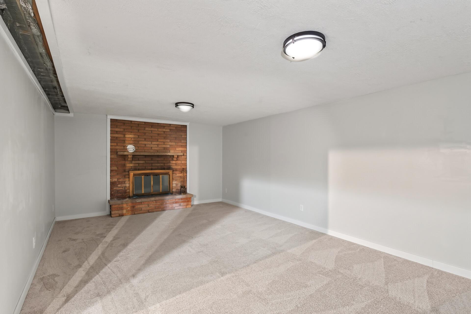 1535 Mclean Avenue Property Photo 17