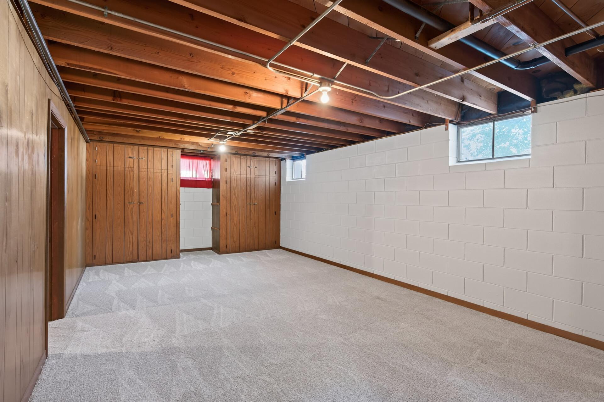 1535 Mclean Avenue Property Photo 18