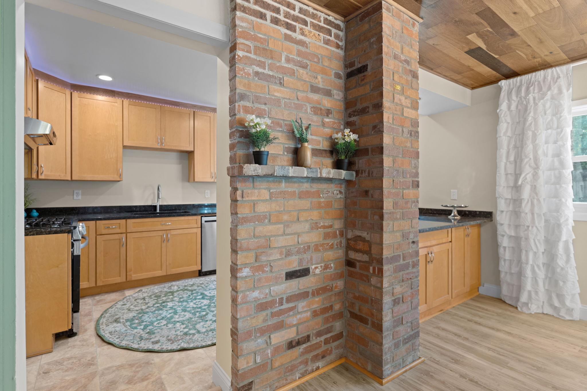 4753 Burns Road Property Photo 16
