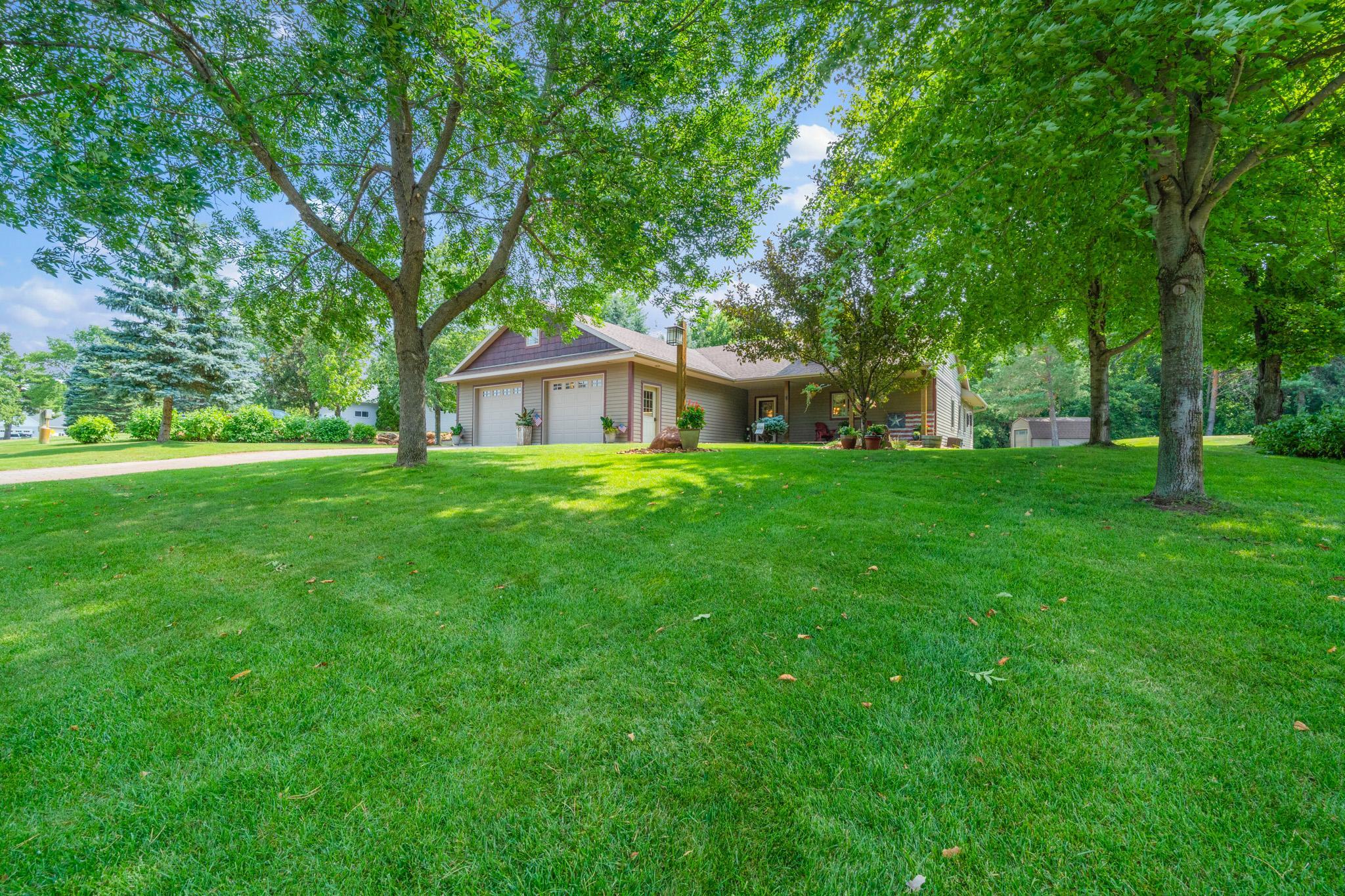 3123 Crestwood Drive Ne Property Photo 1