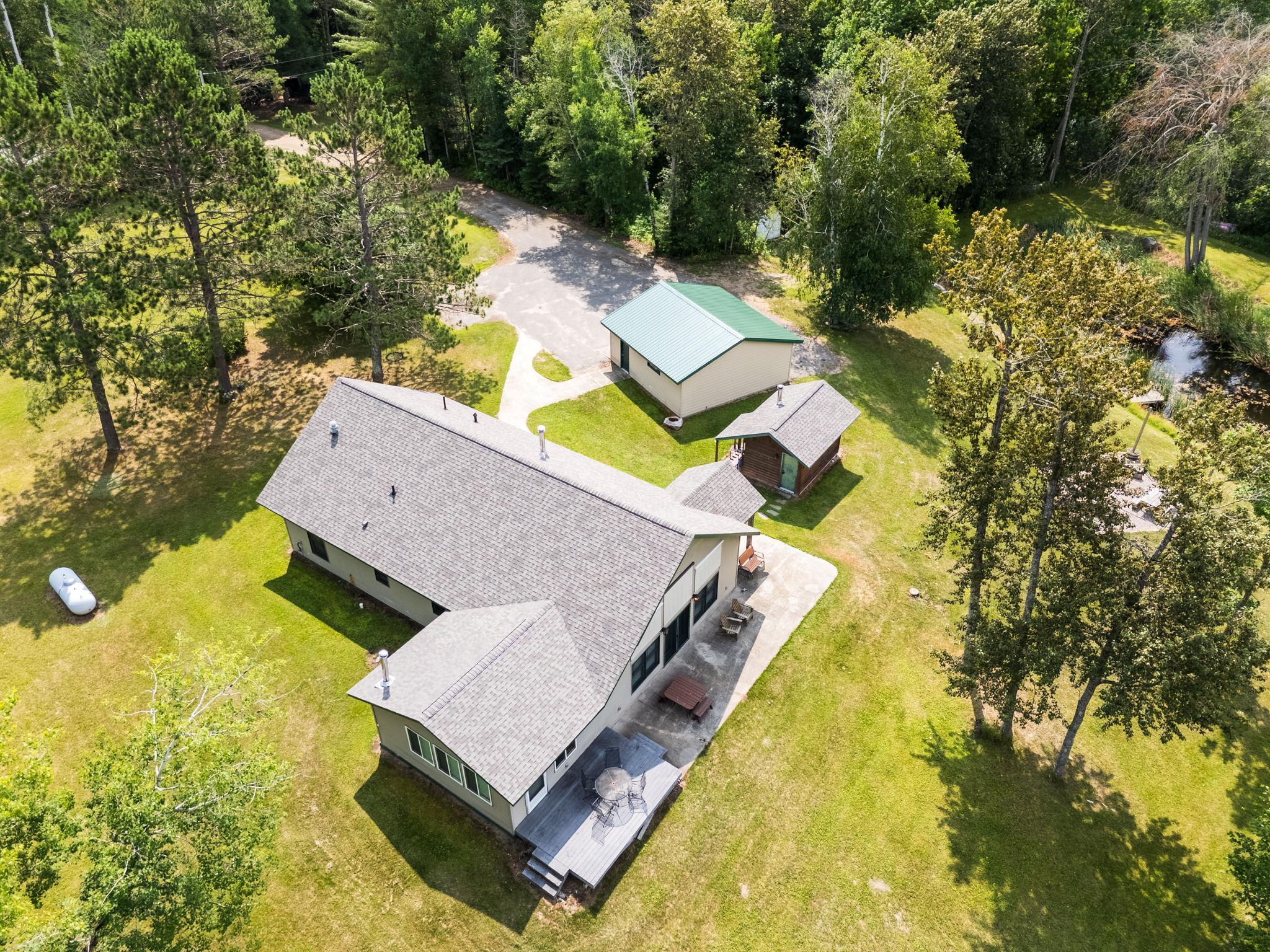 52671 Becker Road Property Photo 5