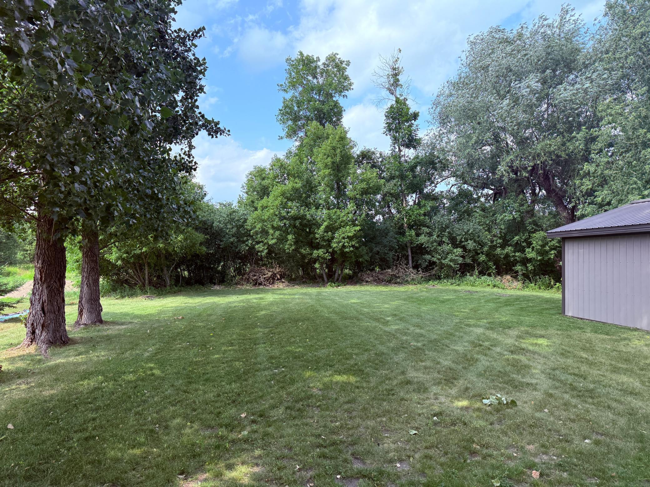 303 1st Avenue E Property Photo 9