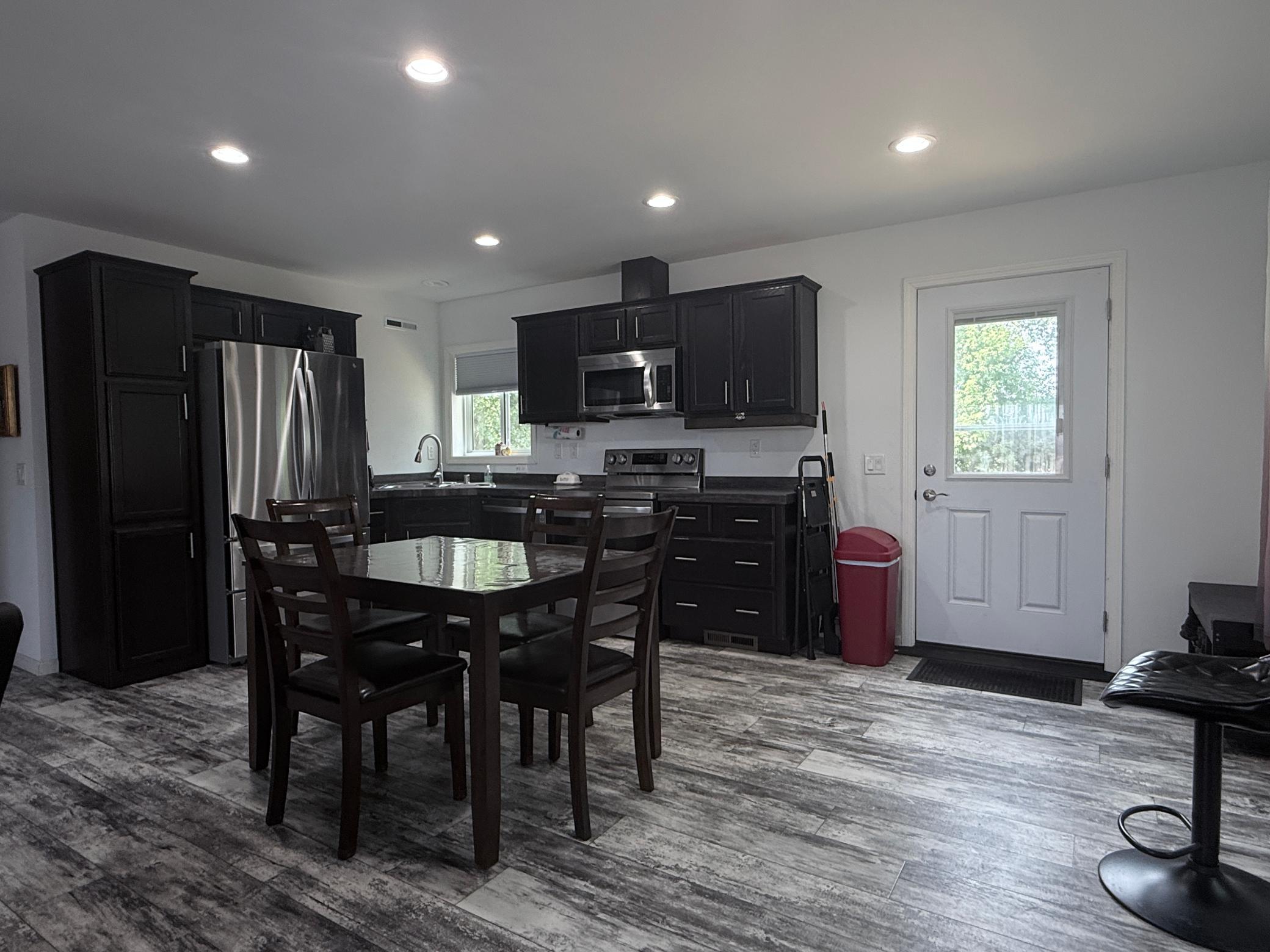 303 1st Avenue E Property Photo 12