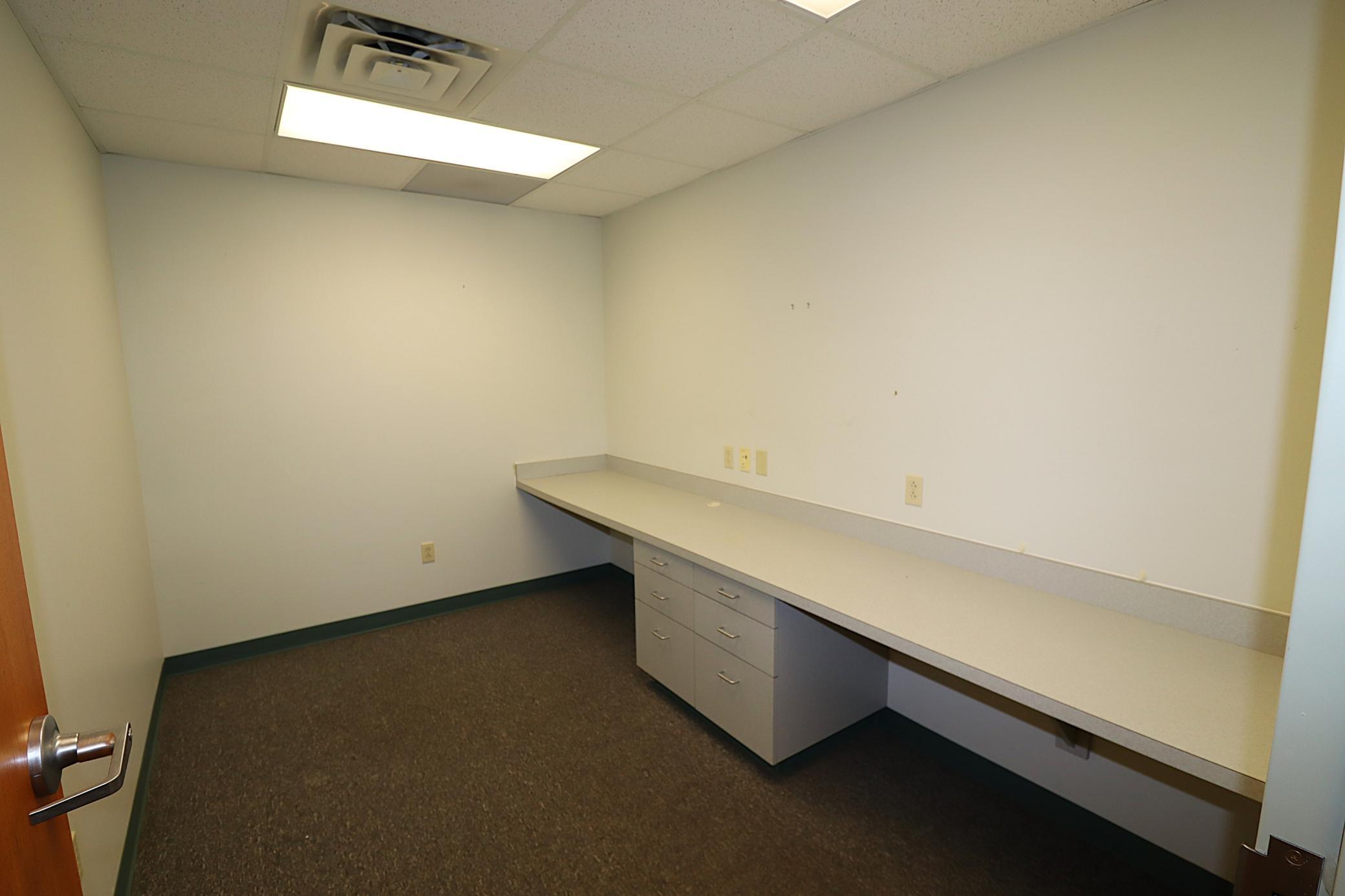 415 Ellis Avenue Property Photo 33