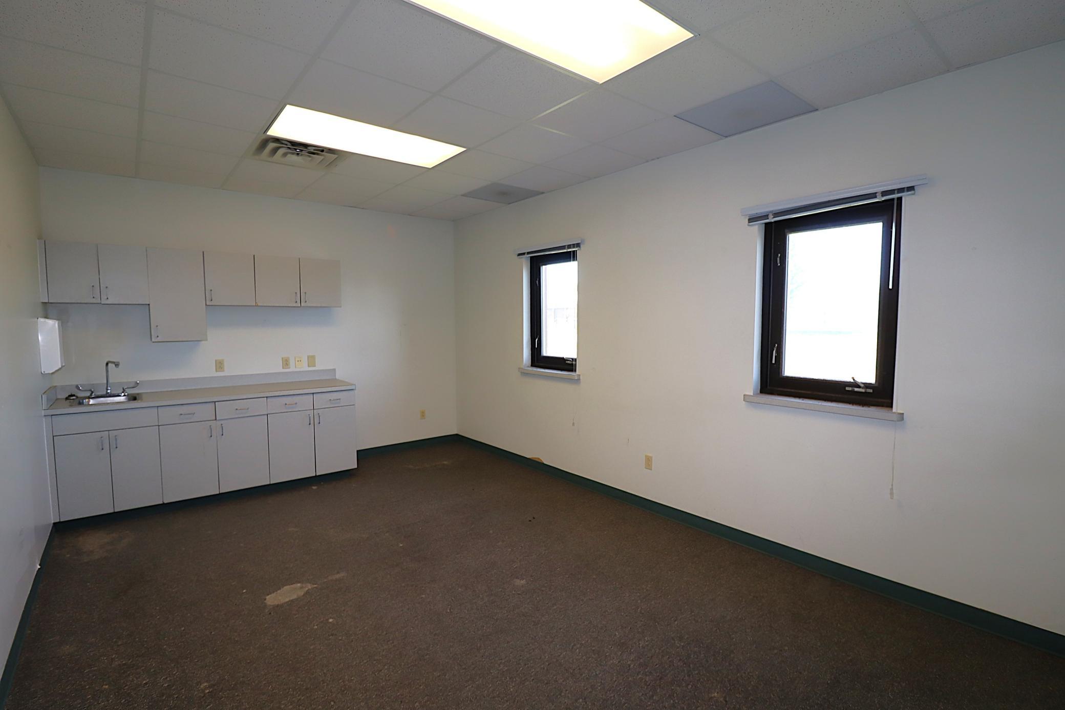 415 Ellis Avenue Property Photo 34