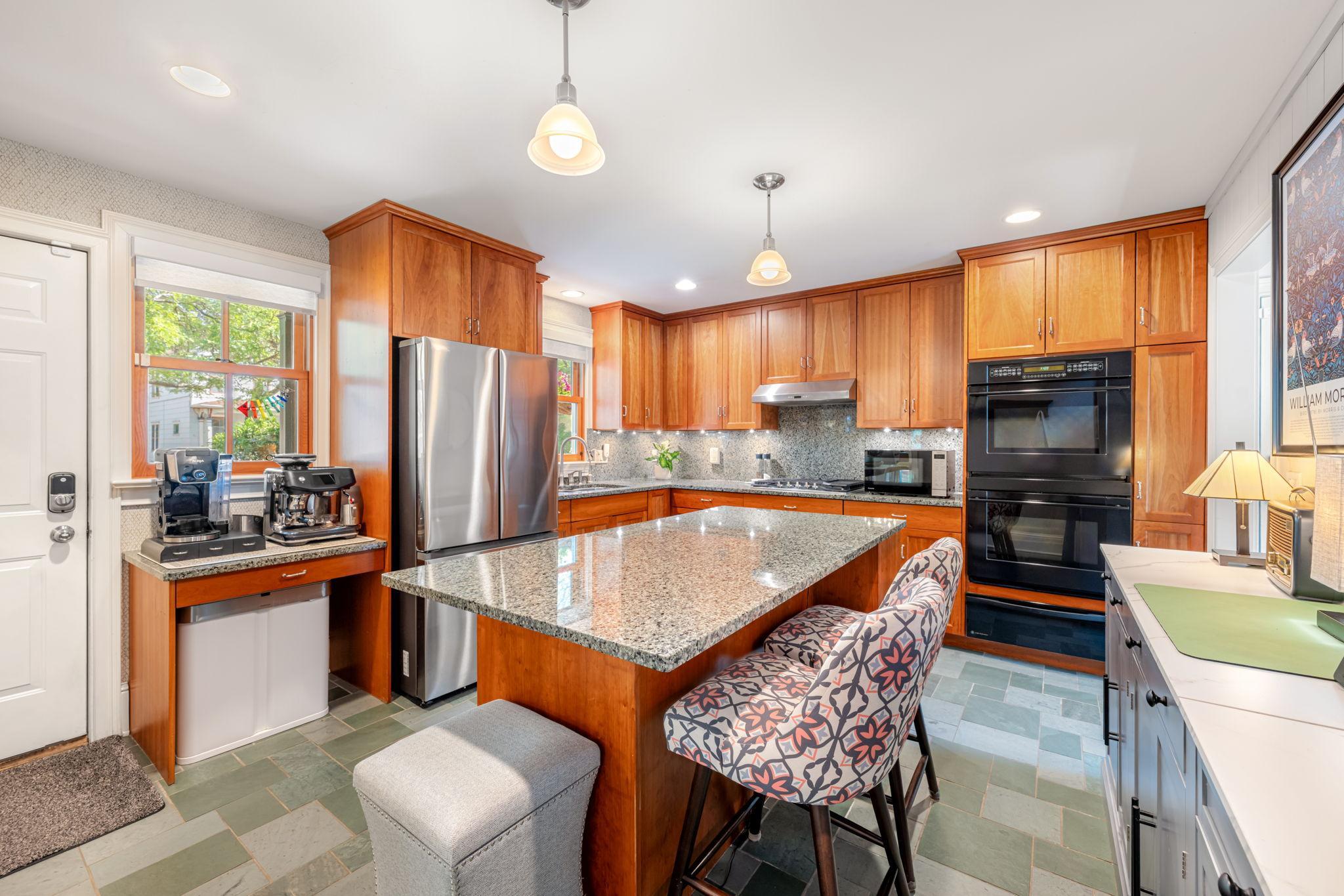 82 Leech Street Property Photo 17