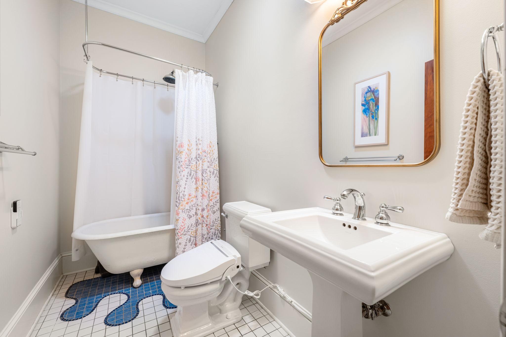 82 Leech Street Property Photo 35