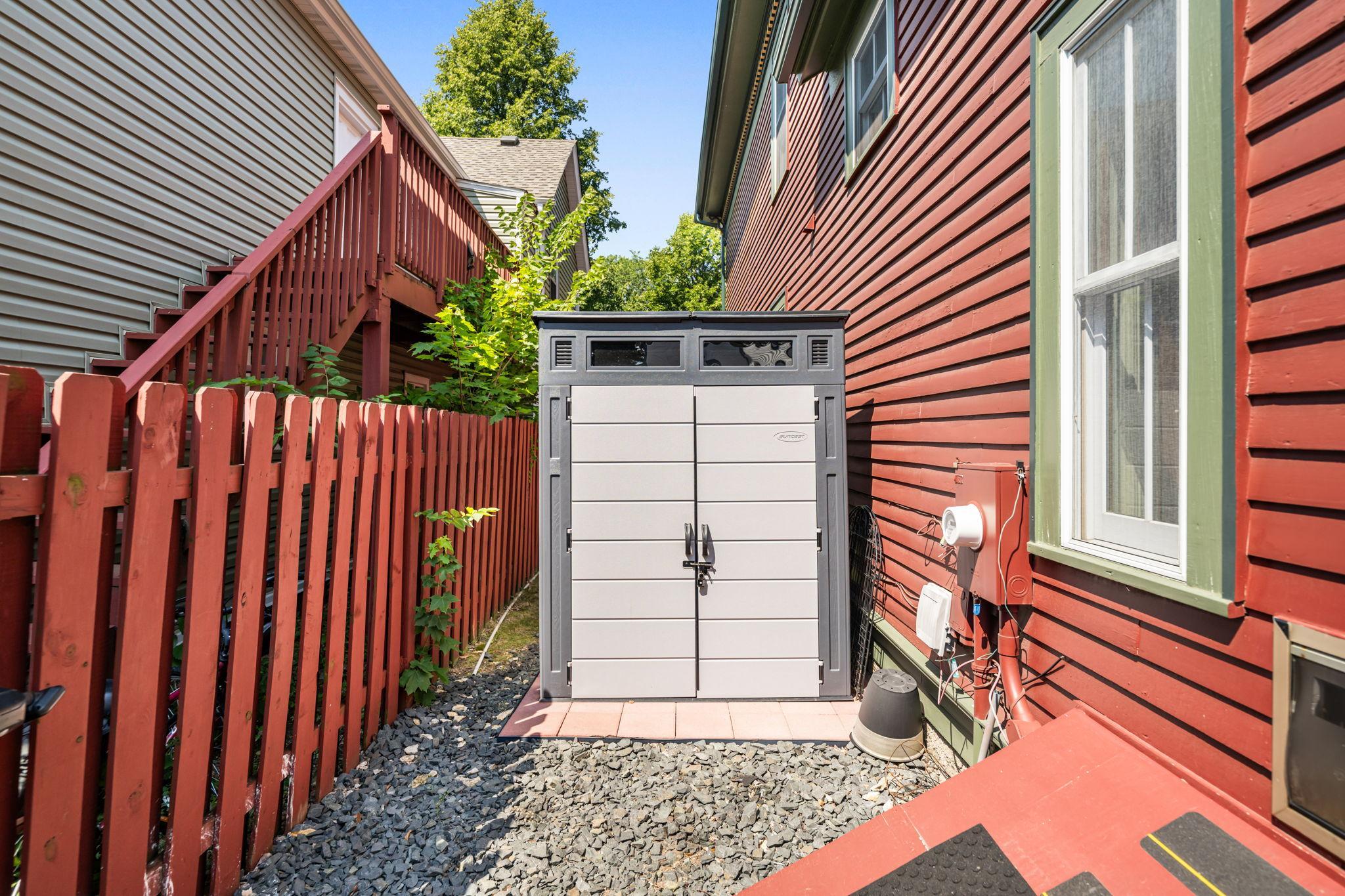 82 Leech Street Property Photo 40