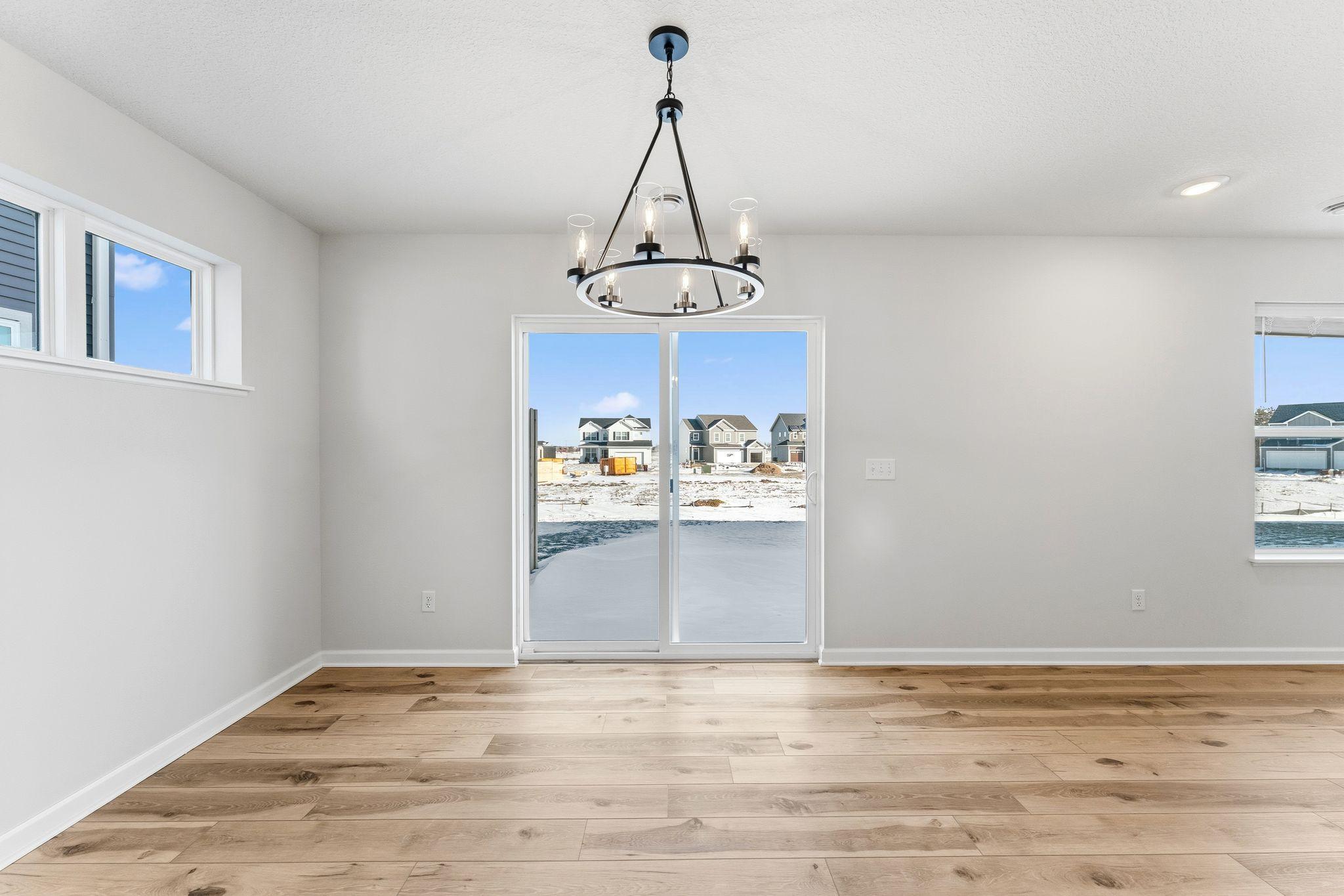 1102 Annagaire Curve Property Photo 7