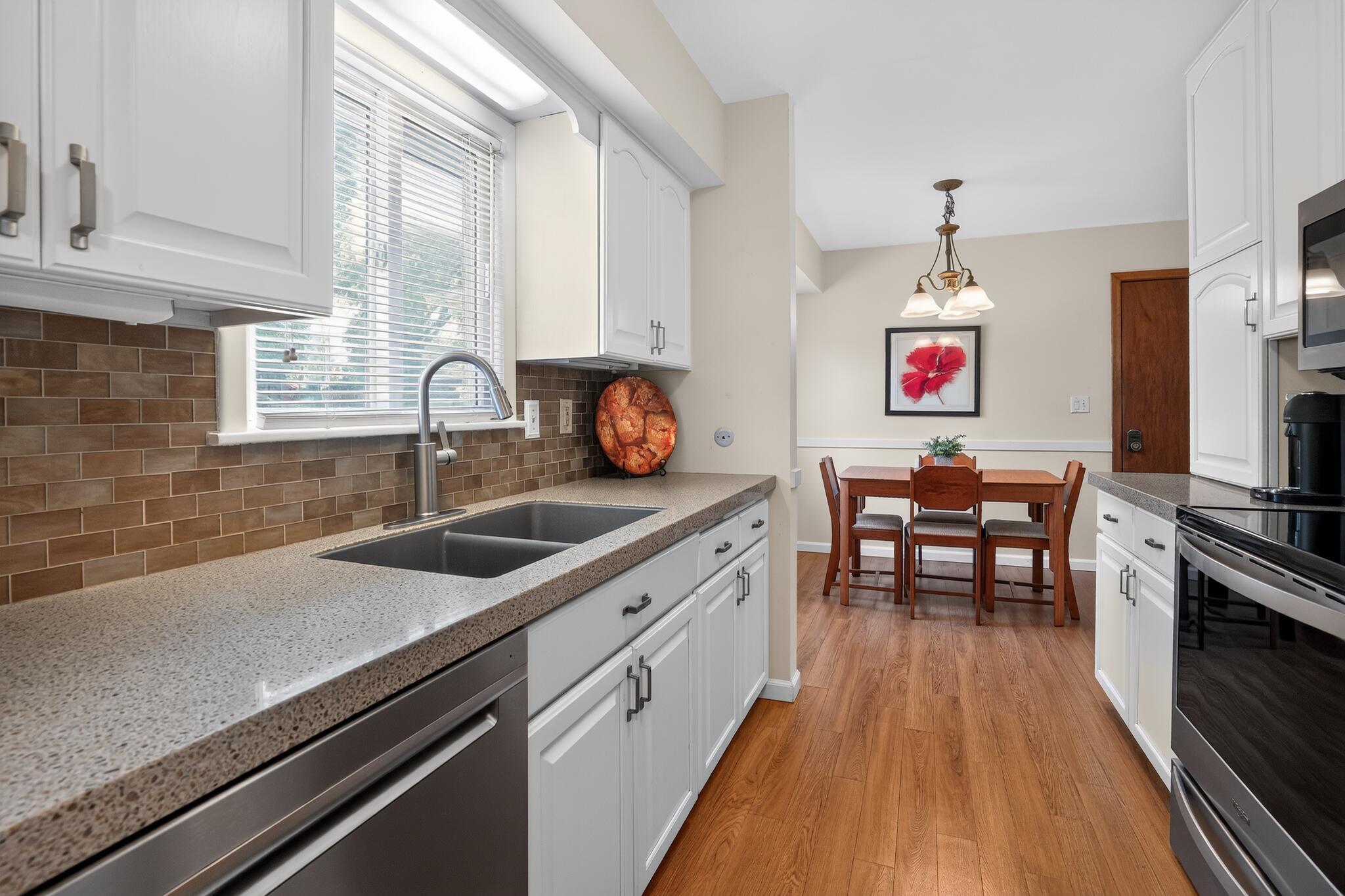 2009 W 83rd Street Property Photo 21